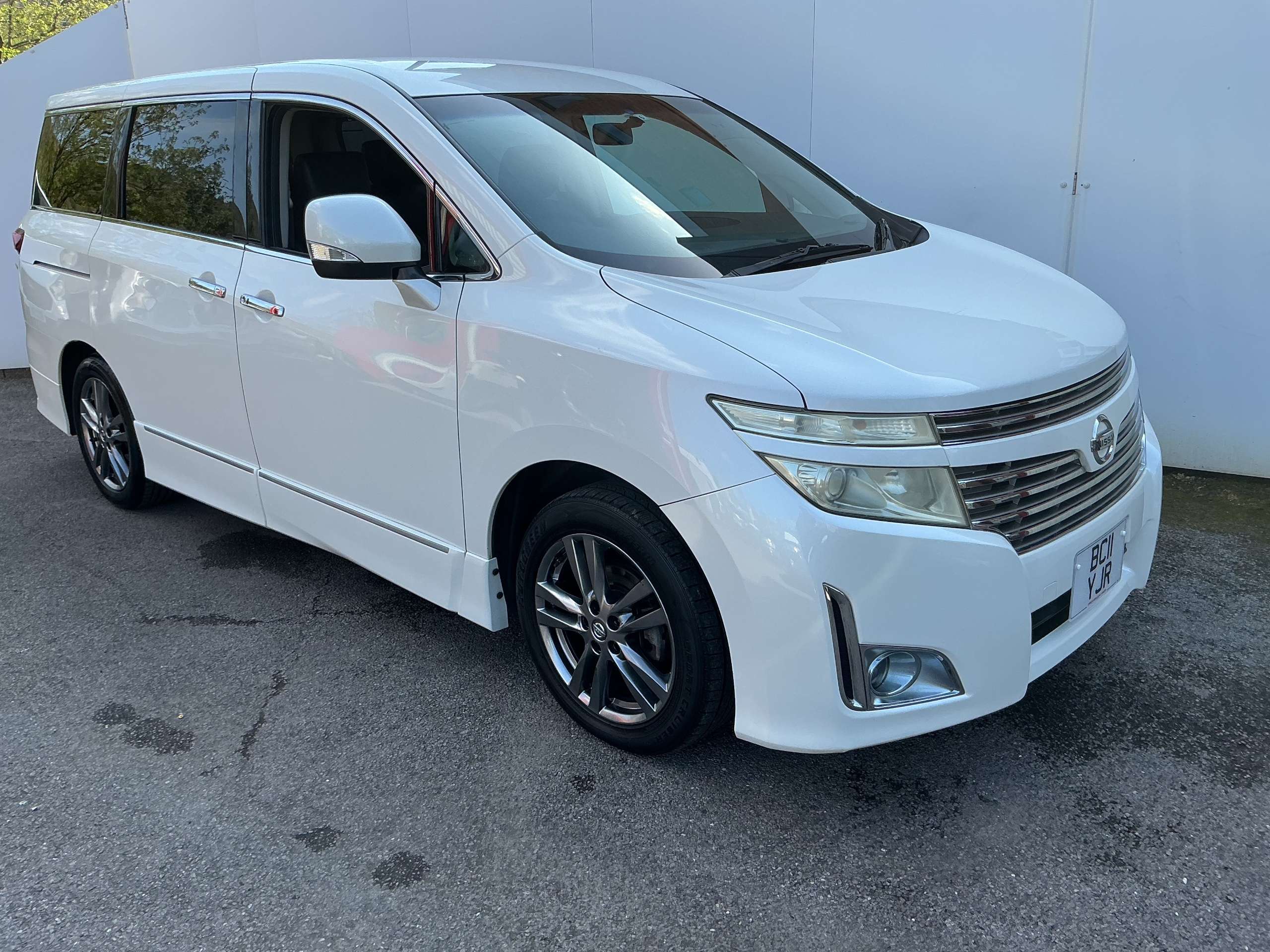 2011 NISSAN ELGRAND 2011 NISSAN ELGRAND