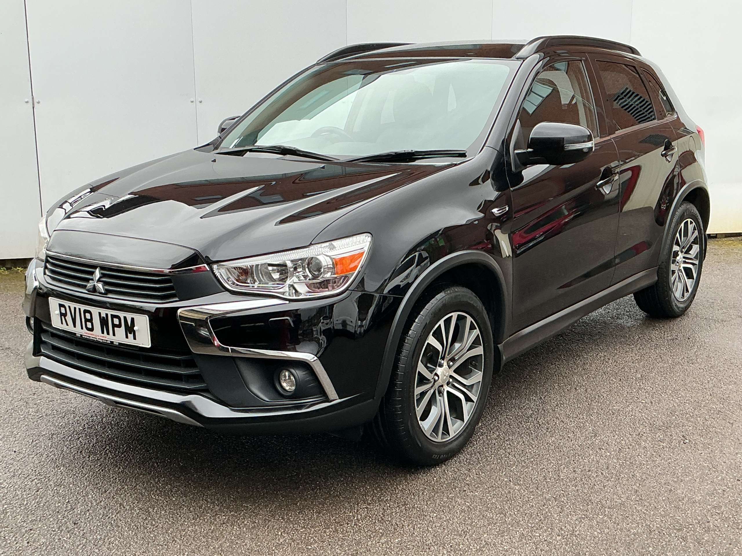 A 2018 MITSUBISHI ASX 2.2 DI-D 4 SUV 5dr Diesel Auto 4WD Euro 6 (147 ps) A 2018 MITSUBISHI ASX 2.2 DI-D 4 SUV 5dr Diesel Auto 4WD Euro 6 (147 ps)