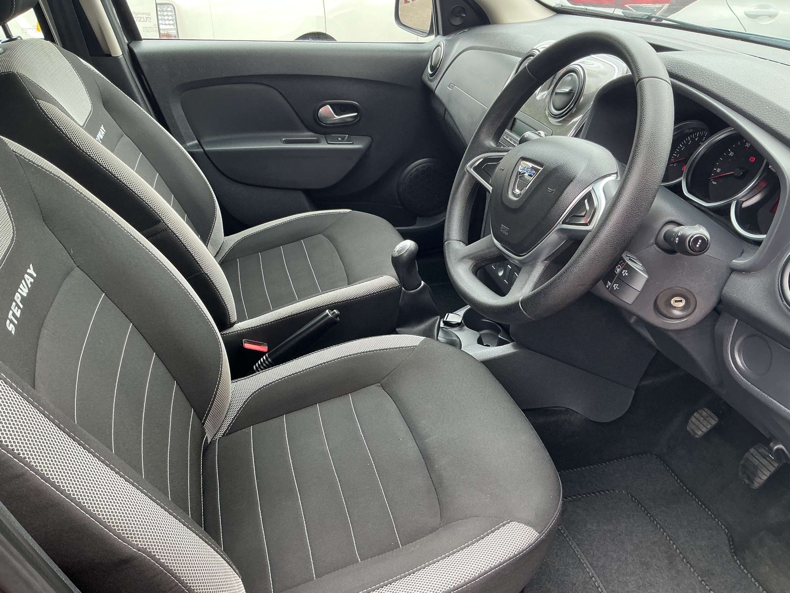 2019 DACIA SANDERO STEPWAY 2019 DACIA SANDERO STEPWAY