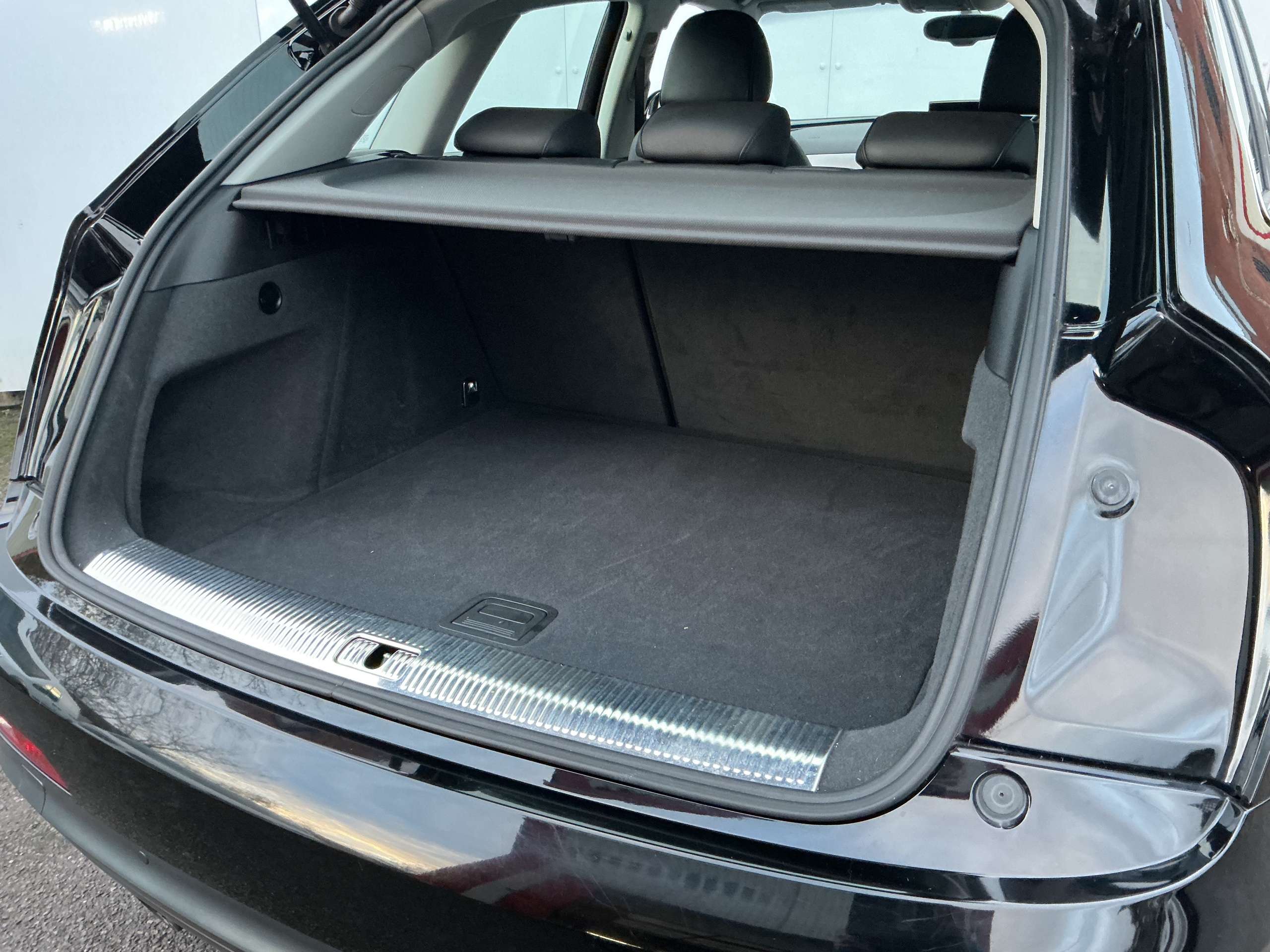 2012 AUDI Q3 2012 AUDI Q3