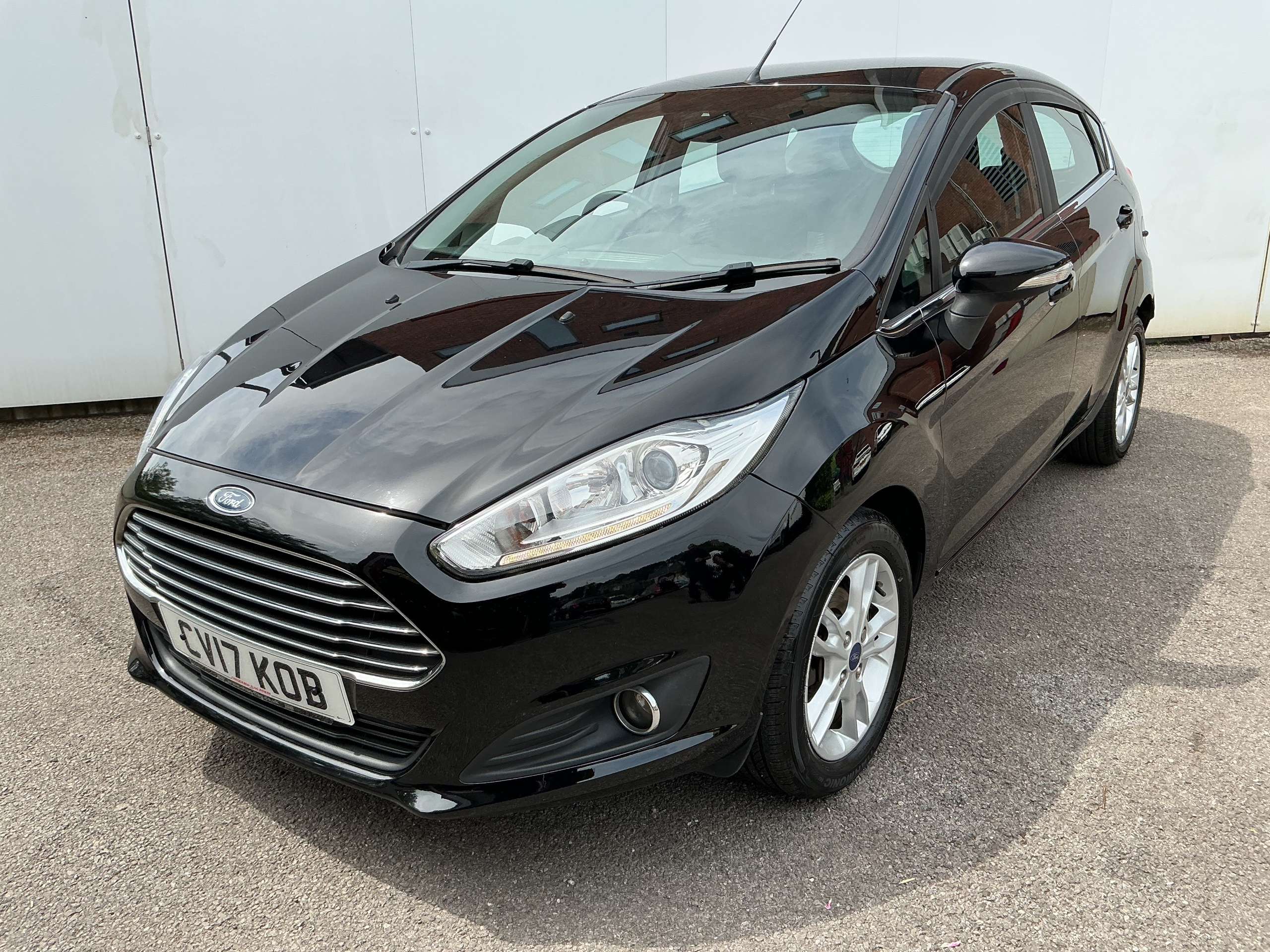 A 2017 FORD FIESTA 1.5 TDCi Zetec Hatchback 5dr Diesel Manual Euro 6 (75 ps) A 2017 FORD FIESTA 1.5 TDCi Zetec Hatchback 5dr Diesel Manual Euro 6 (75 ps)