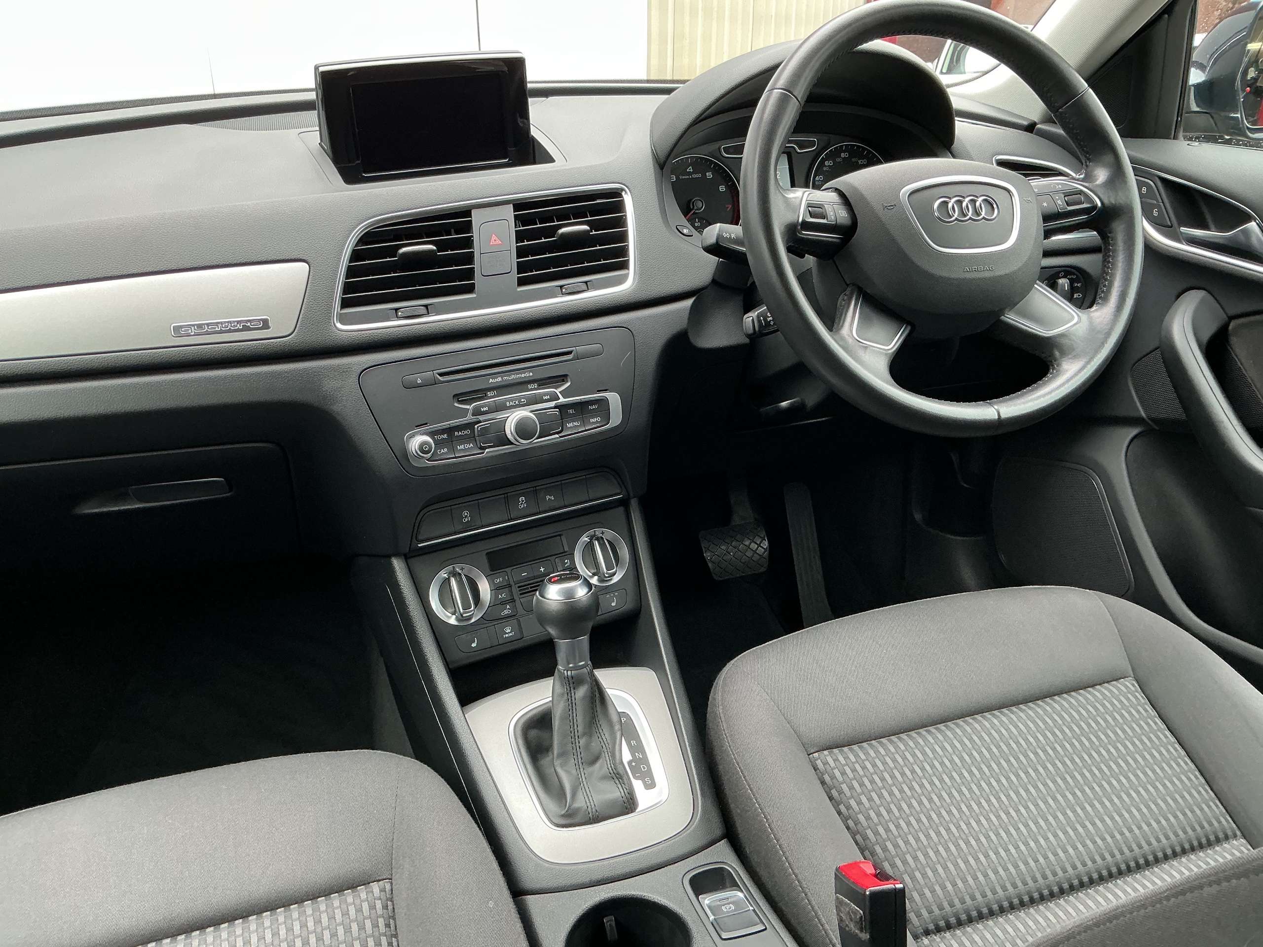 2014 AUDI Q3 2014 AUDI Q3