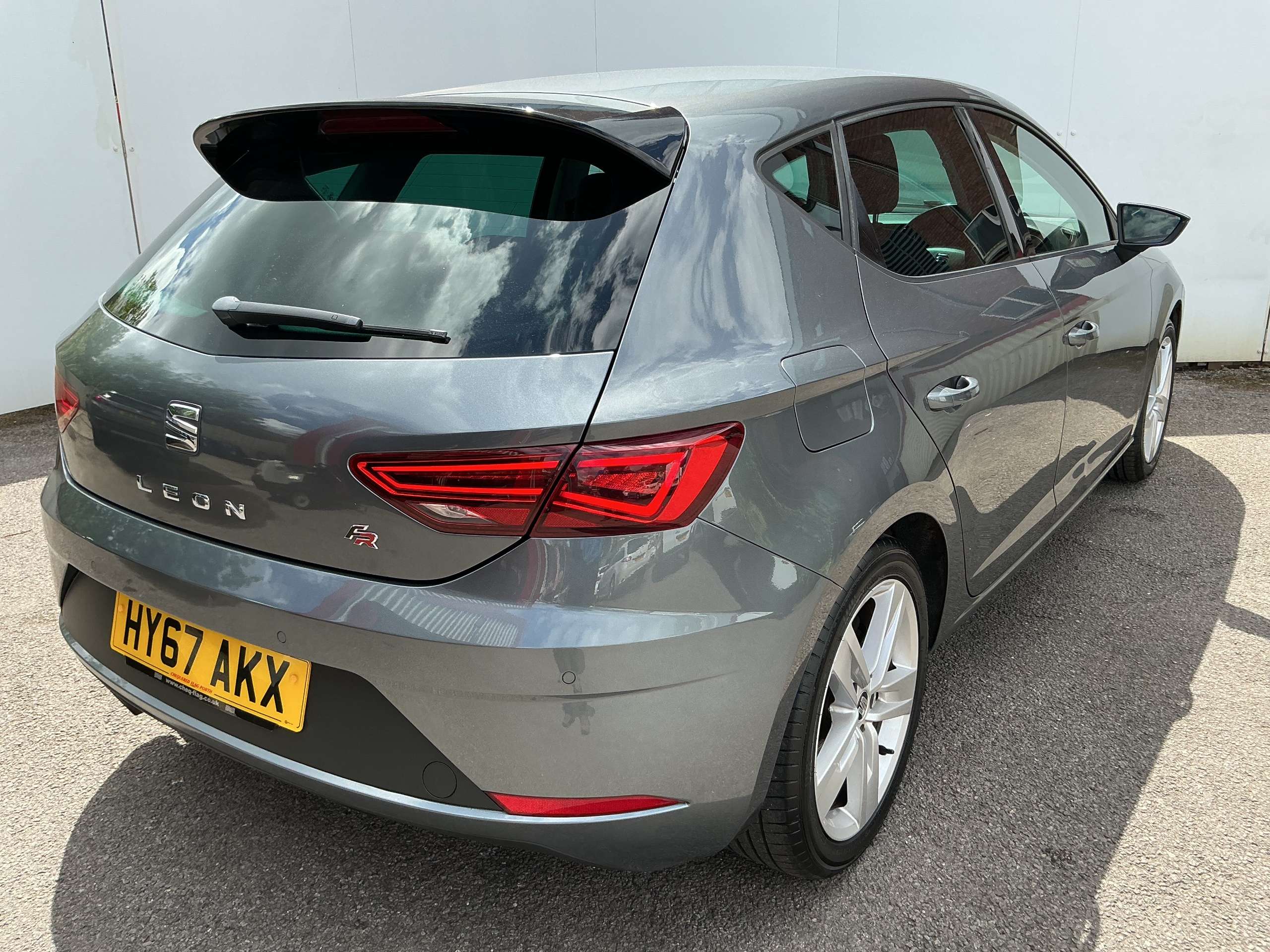 A 2017 SEAT LEON 1.4 EcoTSI FR Technology Hatchback 5dr Petrol Manual Euro 6 (s/s) (150 ps) A 2017 SEAT LEON 1.4 EcoTSI FR Technology Hatchback 5dr Petrol Manual Euro 6 (s/s) (150 ps)