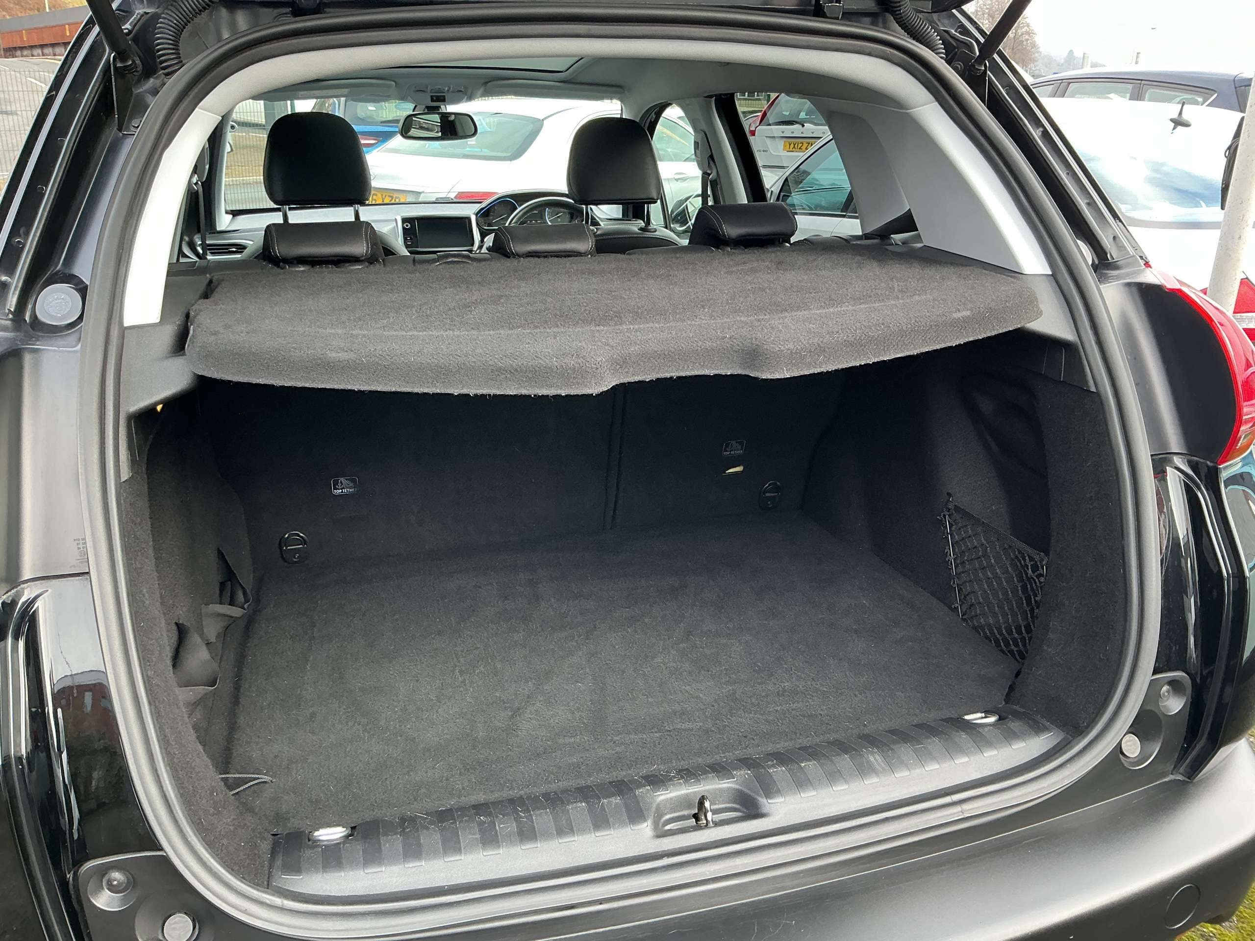 2019 PEUGEOT 2008 2019 PEUGEOT 2008