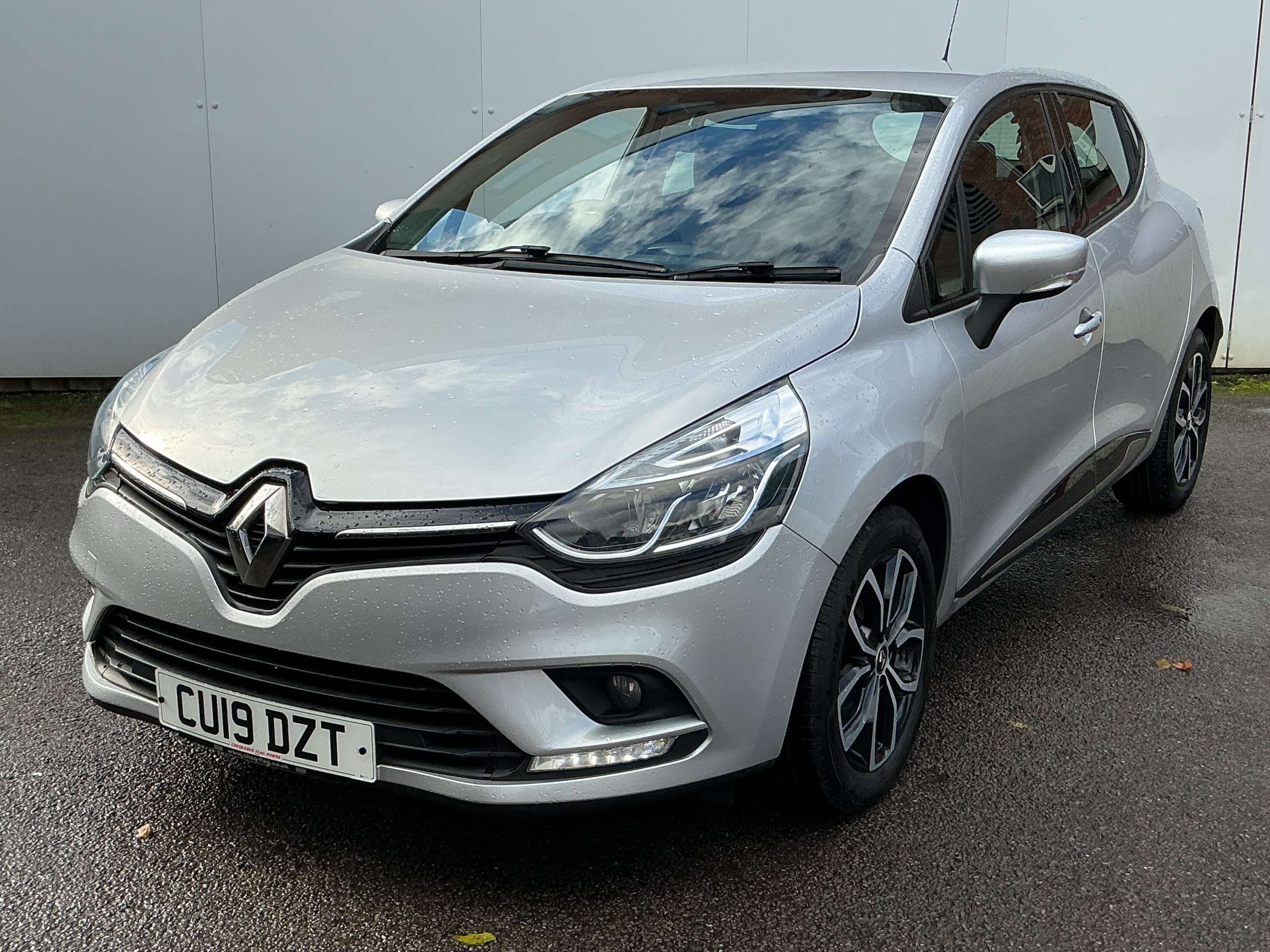 2019 RENAULT CLIO 2019 RENAULT CLIO