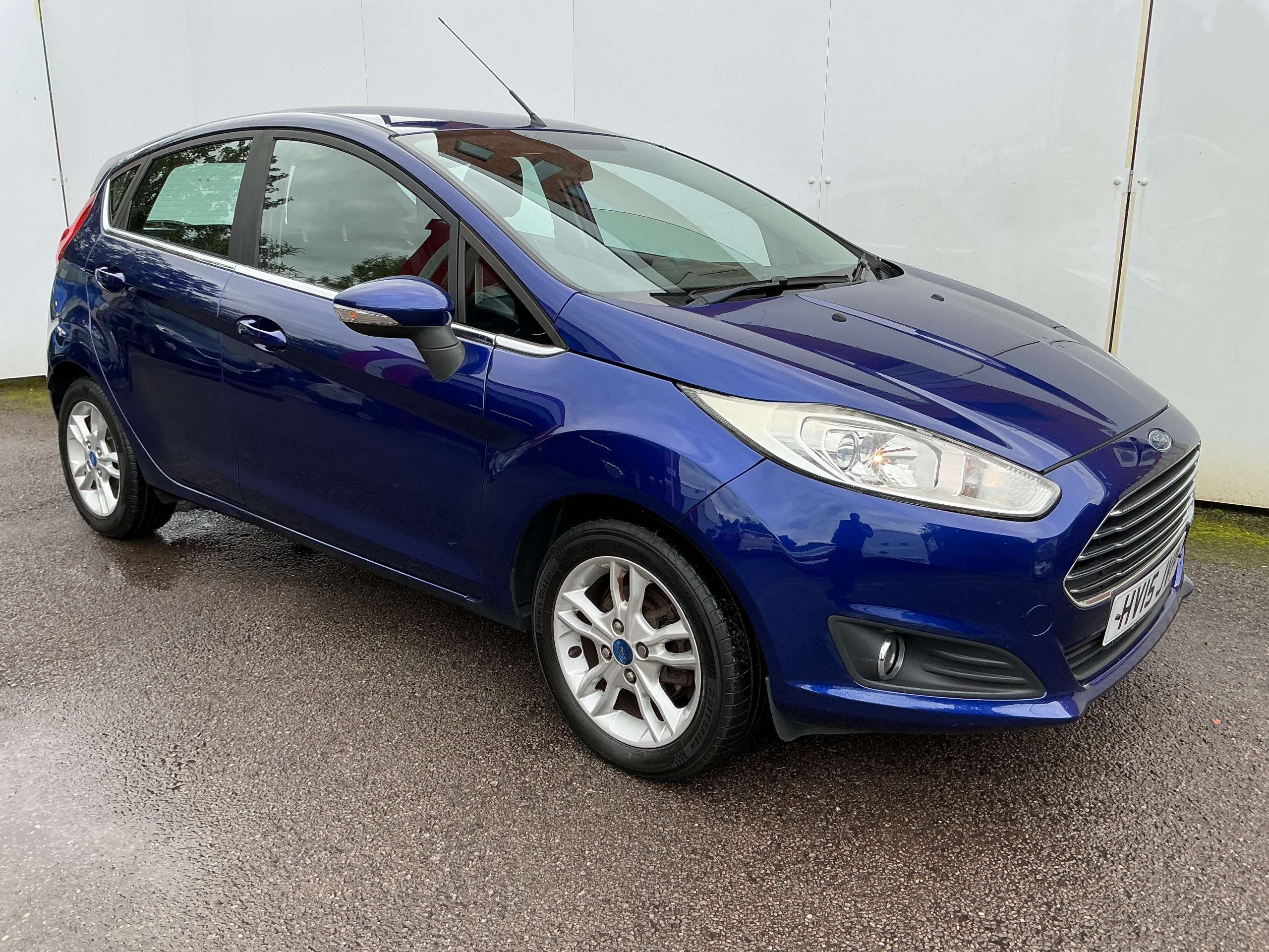 A 2015 FORD FIESTA 1.5 TDCi Zetec Hatchback 5dr Diesel Manual Euro 5 (75 ps) A 2015 FORD FIESTA 1.5 TDCi Zetec Hatchback 5dr Diesel Manual Euro 5 (75 ps)