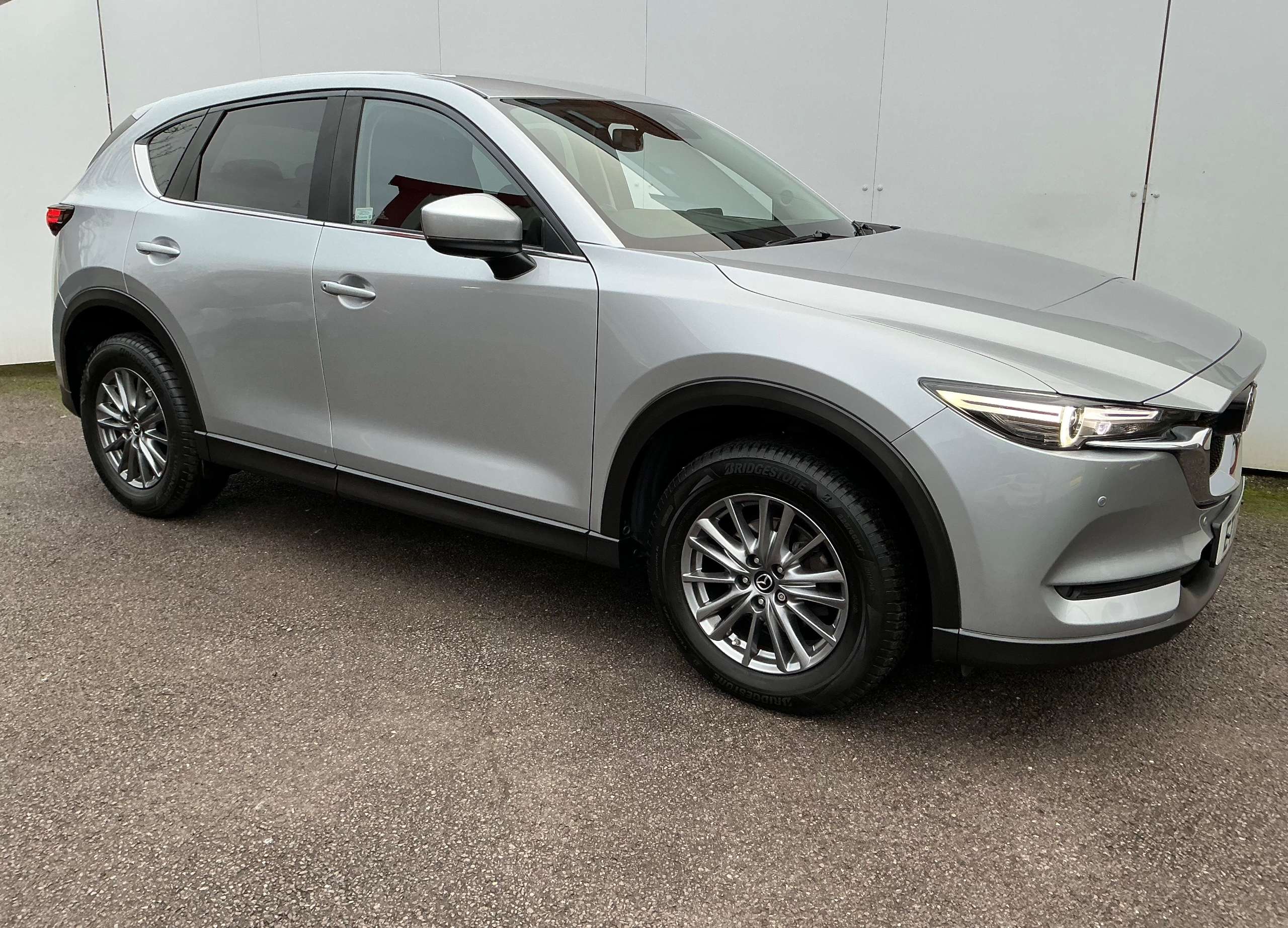 A 2017 MAZDA CX-5 2.2 SKYACTIV-D SE-L Nav SUV 5dr Diesel Auto Euro 6 (s/s) (150 ps) A 2017 MAZDA CX-5 2.2 SKYACTIV-D SE-L Nav SUV 5dr Diesel Auto Euro 6 (s/s) (150 ps)
