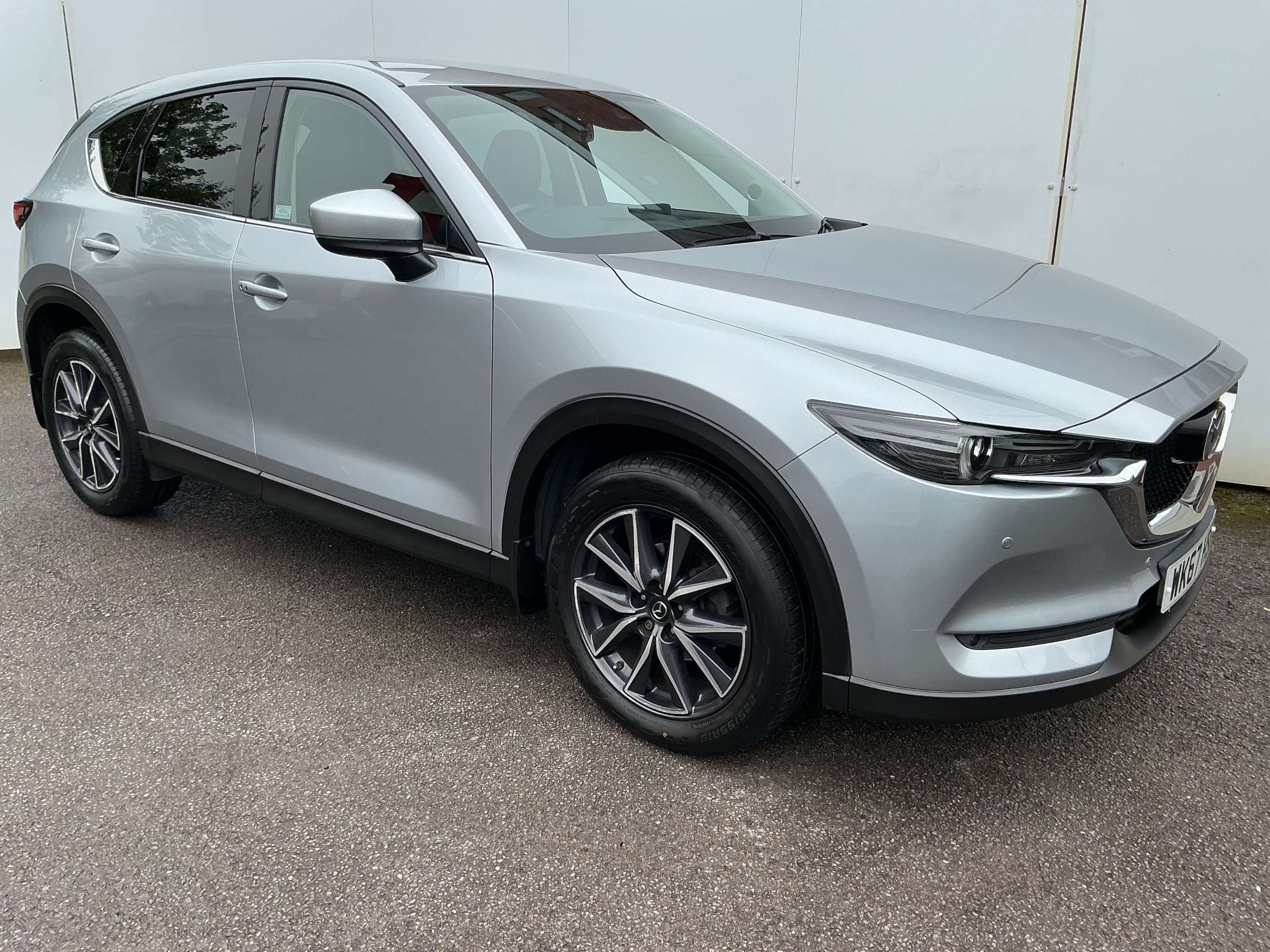 A 2017 MAZDA CX-5 2.2 SKYACTIV-D Sport Nav SUV 5dr Diesel Manual Euro 6 (s/s) (150 ps) A 2017 MAZDA CX-5 2.2 SKYACTIV-D Sport Nav SUV 5dr Diesel Manual Euro 6 (s/s) (150 ps)