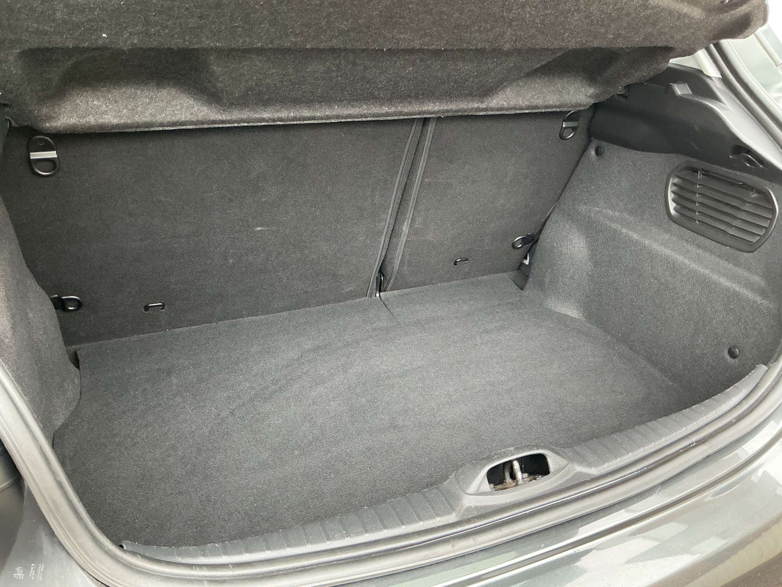 2016 PEUGEOT 208 2016 PEUGEOT 208