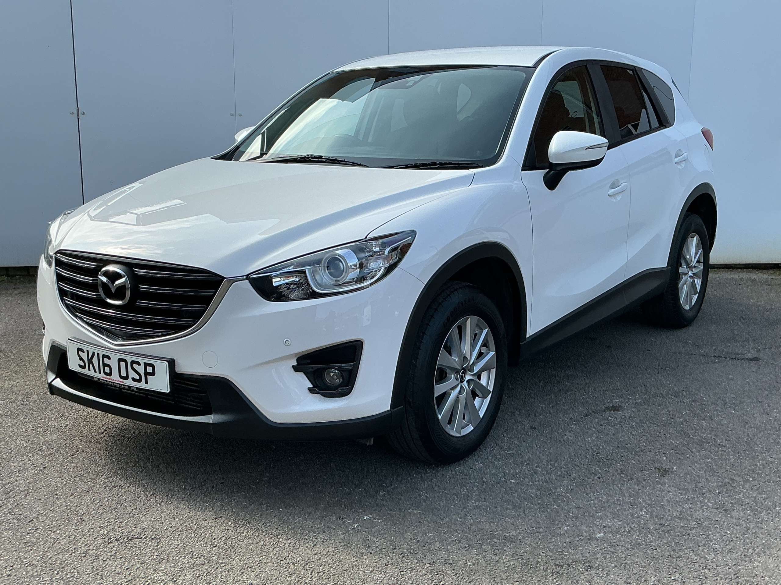 A 2016 MAZDA CX-5 2.2 SKYACTIV-D SE-L Nav SUV 5dr Diesel Manual Euro 6 (s/s) (150 ps) A 2016 MAZDA CX-5 2.2 SKYACTIV-D SE-L Nav SUV 5dr Diesel Manual Euro 6 (s/s) (150 ps)