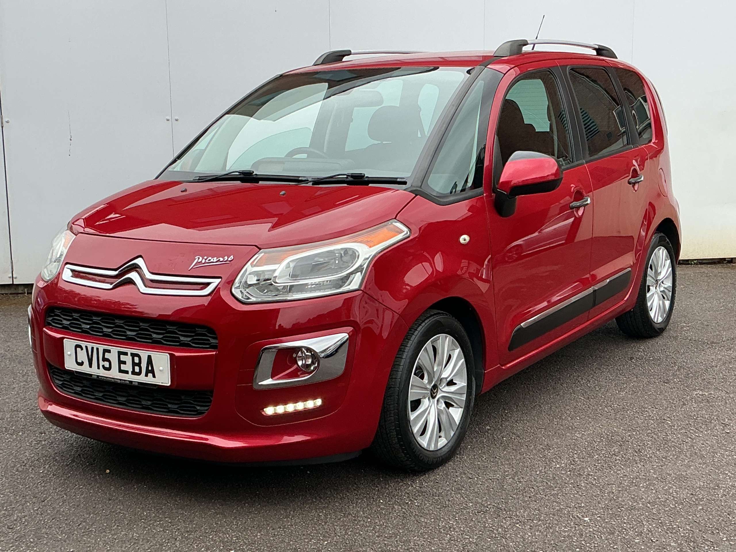 A 2015 CITROEN C3 PICASSO 1.6 HDi Exclusive MPV 5dr Diesel Manual Euro 5 (90 ps) A 2015 CITROEN C3 PICASSO 1.6 HDi Exclusive MPV 5dr Diesel Manual Euro 5 (90 ps)