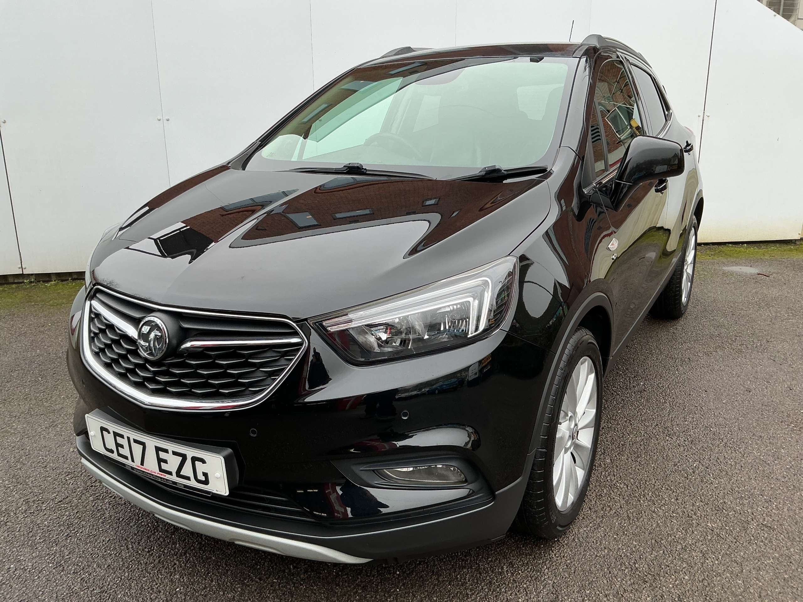 A 2017 VAUXHALL MOKKA X 1.6i Elite SUV 5dr Petrol Manual Euro 6 (s/s) (115 ps) A 2017 VAUXHALL MOKKA X 1.6i Elite SUV 5dr Petrol Manual Euro 6 (s/s) (115 ps)