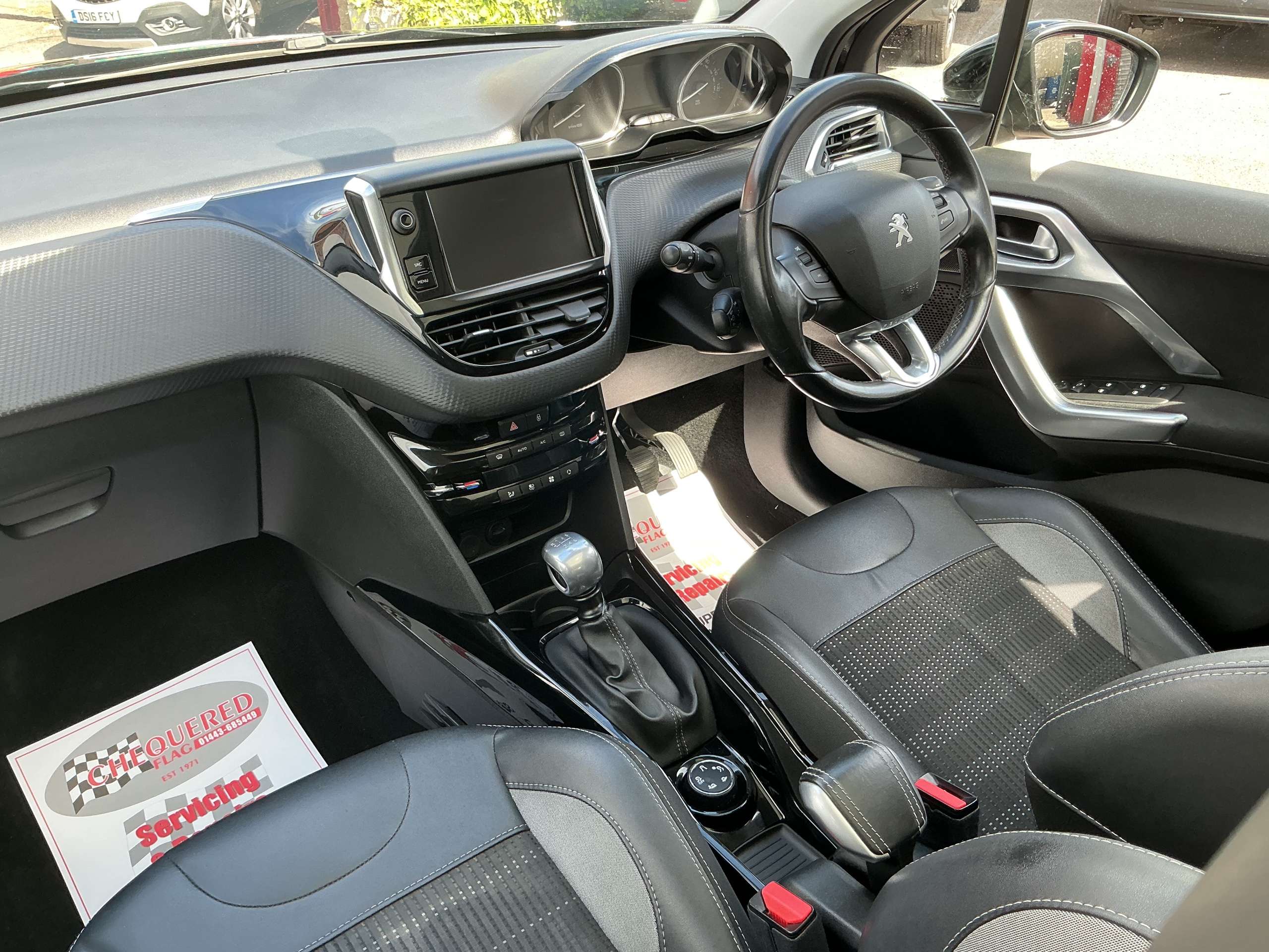 2019 PEUGEOT 2008 2019 PEUGEOT 2008