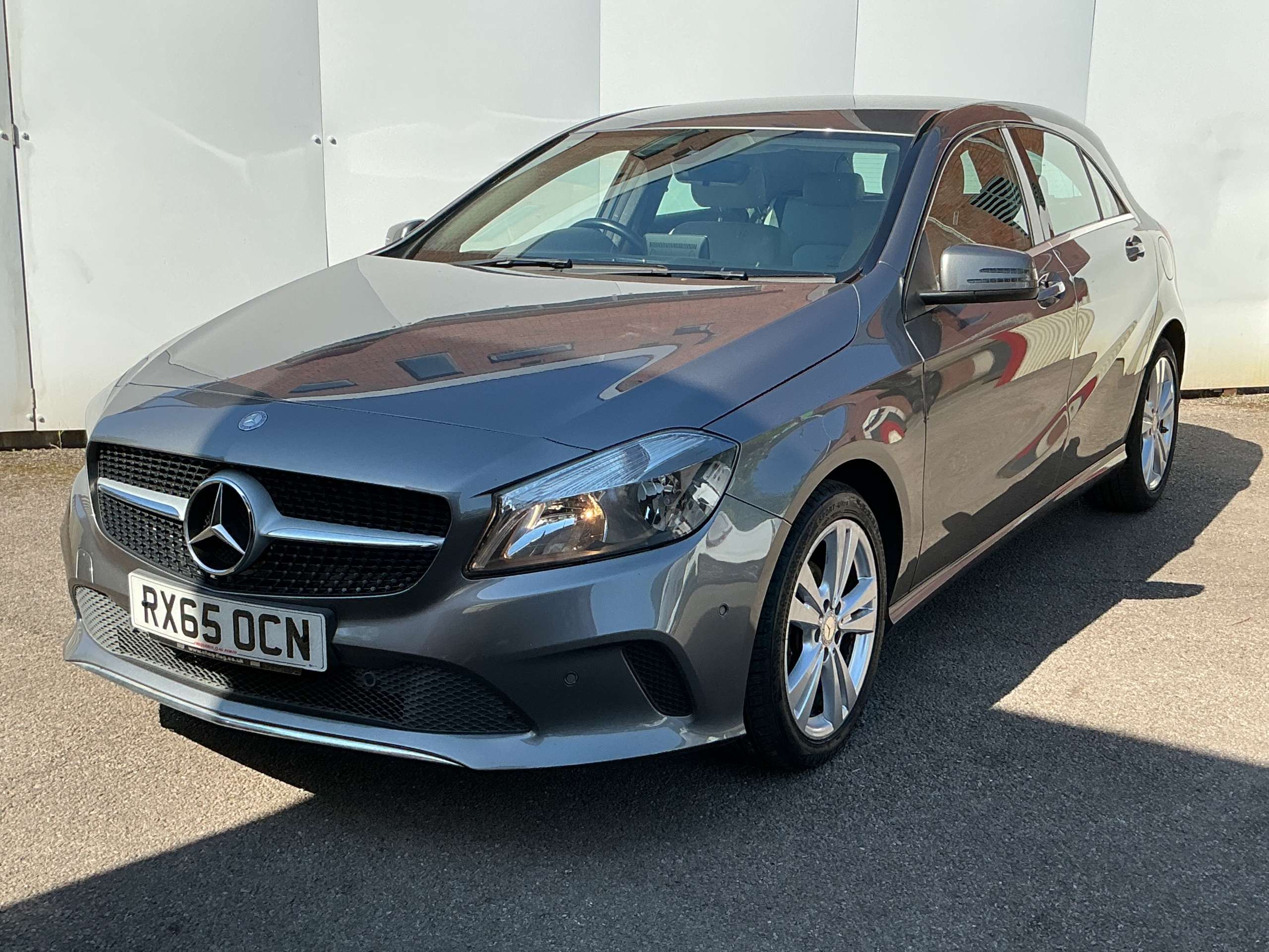 A 2015 MERCEDES-BENZ A CLASS 1.5 A180d Sport (Executive) Hatchback 5dr Diesel Manual Euro 6 (s/s) (109 ps) A 2015 MERCEDES-BENZ A CLASS 1.5 A180d Sport (Executive) Hatchback 5dr Diesel Manual Euro 6 (s/s) (109 ps)