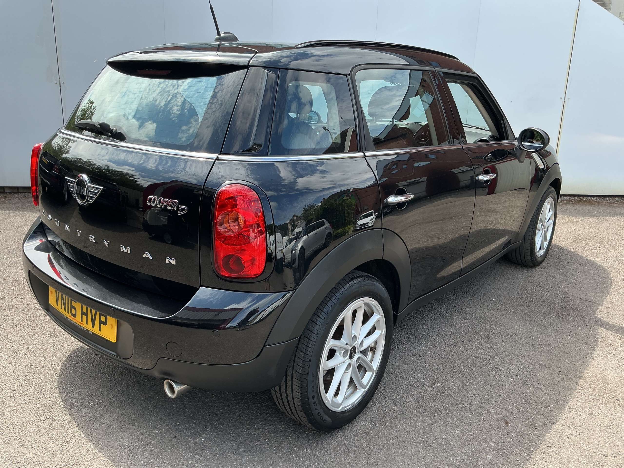 2016 MINI COUNTRYMAN 2016 MINI COUNTRYMAN