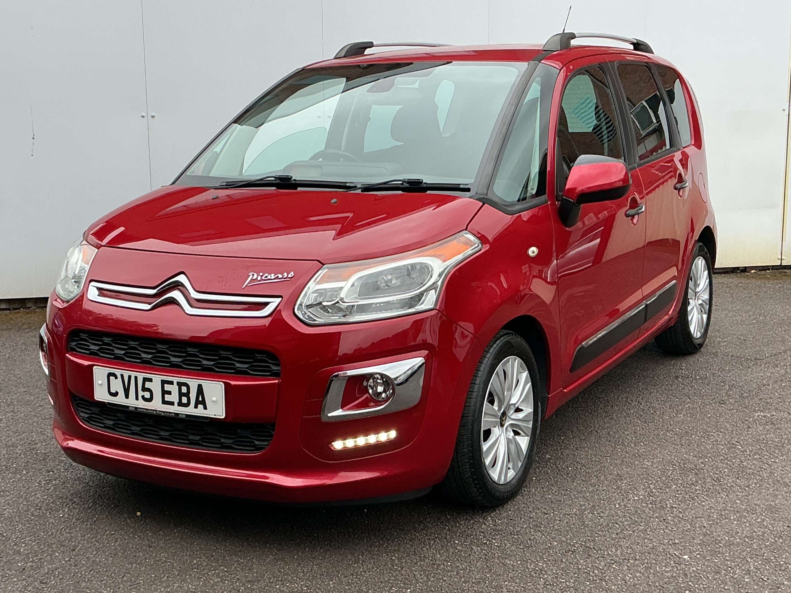 A 2015 CITROEN C3 PICASSO 1.6 HDi Exclusive MPV 5dr Diesel Manual Euro 5 (90 ps) A 2015 CITROEN C3 PICASSO 1.6 HDi Exclusive MPV 5dr Diesel Manual Euro 5 (90 ps)