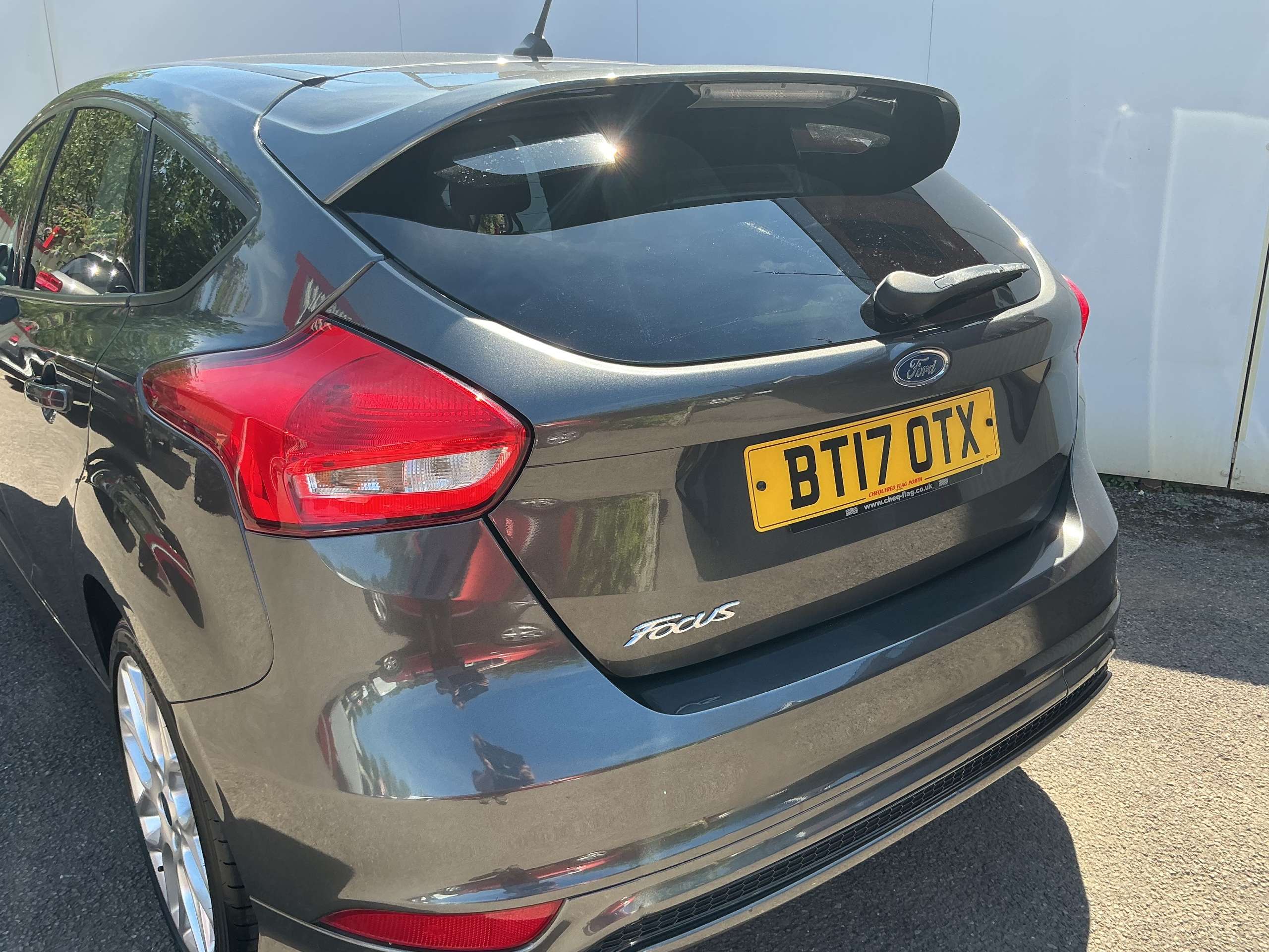 A 2017 FORD FOCUS 1.5 TDCi ST-Line Hatchback 5dr Diesel Manual Euro 6 (s/s) (120 ps) A 2017 FORD FOCUS 1.5 TDCi ST-Line Hatchback 5dr Diesel Manual Euro 6 (s/s) (120 ps)