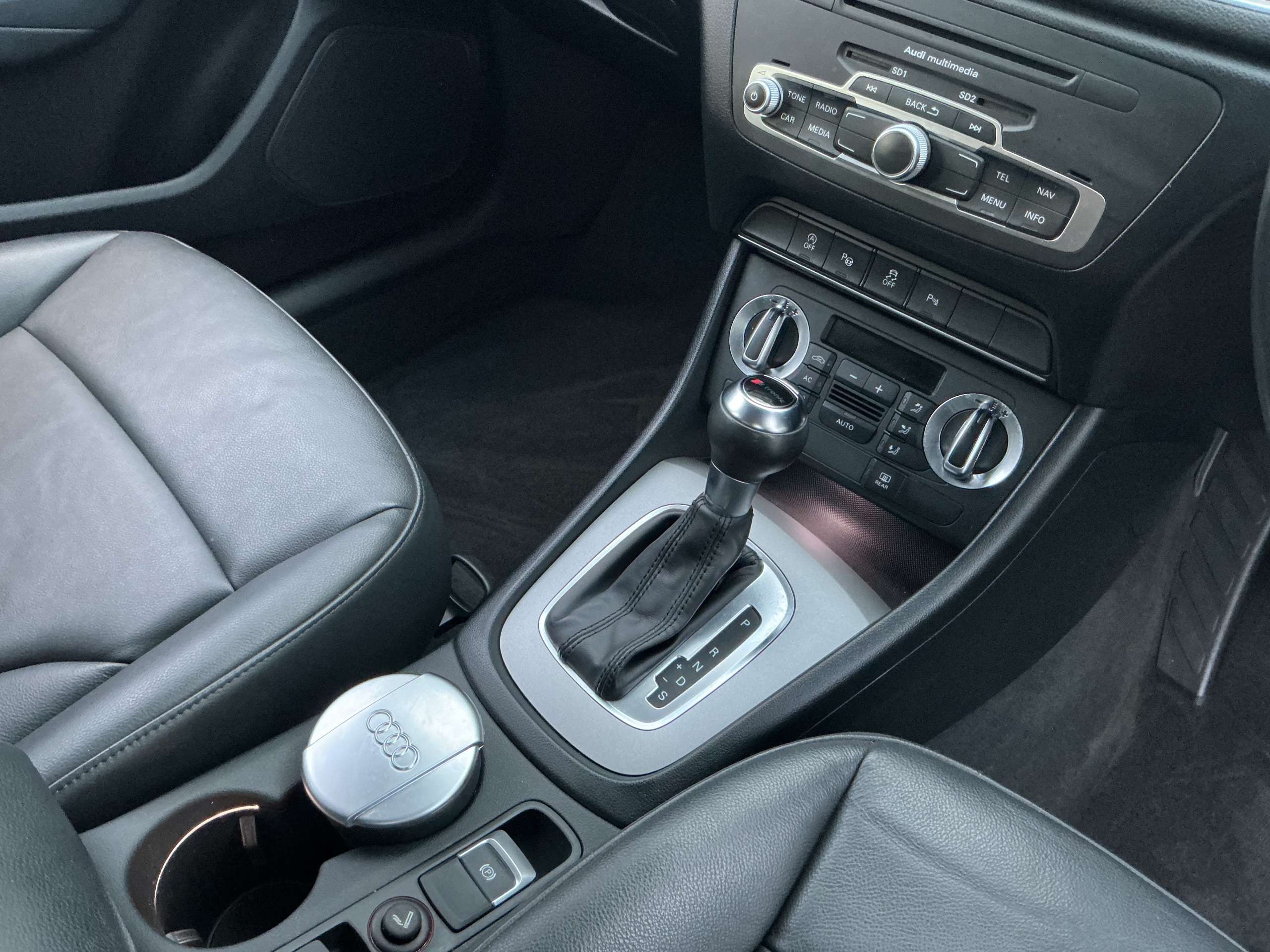 2012 AUDI Q3 2012 AUDI Q3