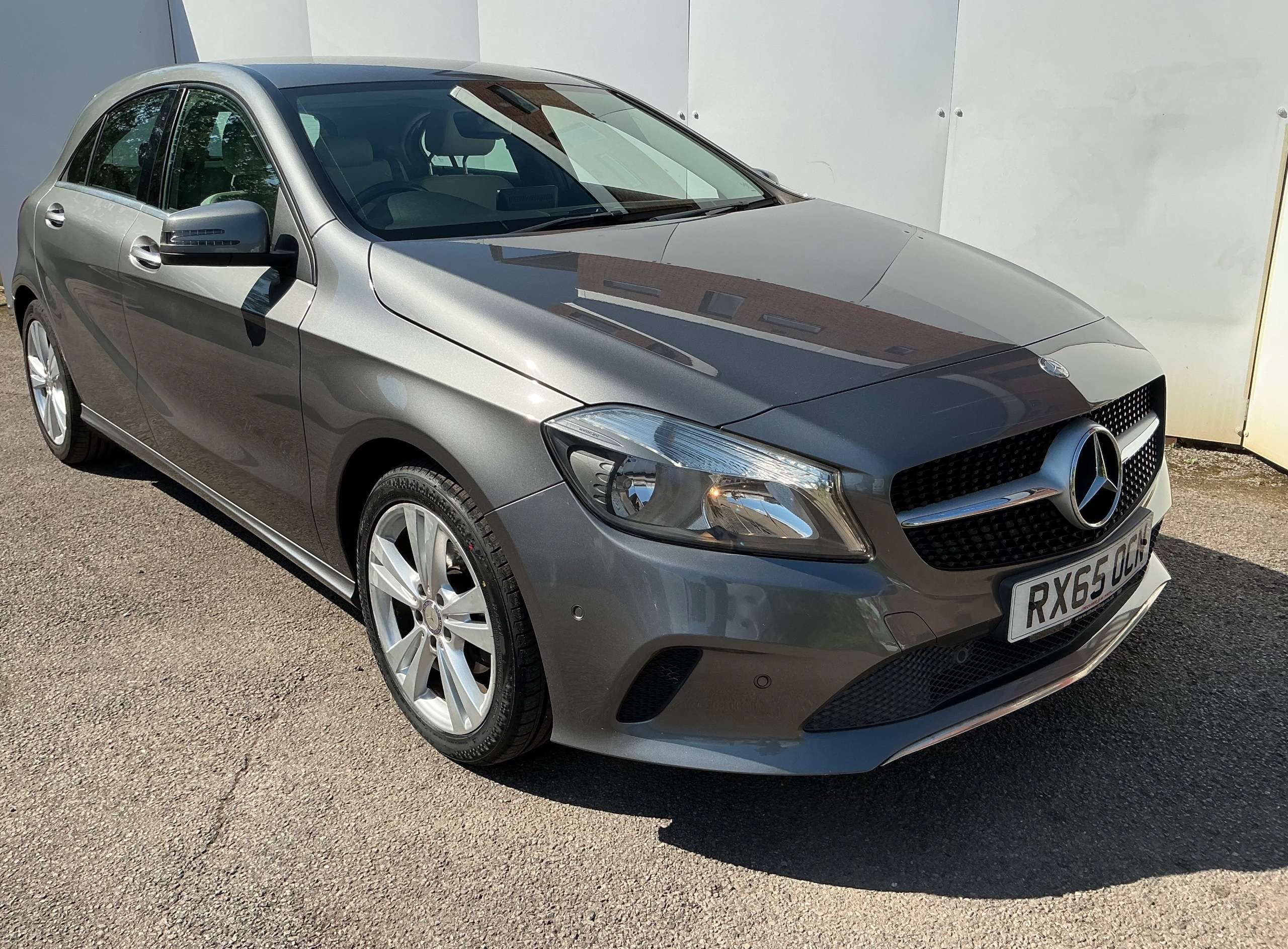 A 2015 MERCEDES-BENZ A CLASS 1.5 A180d Sport (Executive) Hatchback 5dr Diesel Manual Euro 6 (s/s) (109 ps) A 2015 MERCEDES-BENZ A CLASS 1.5 A180d Sport (Executive) Hatchback 5dr Diesel Manual Euro 6 (s/s) (109 ps)