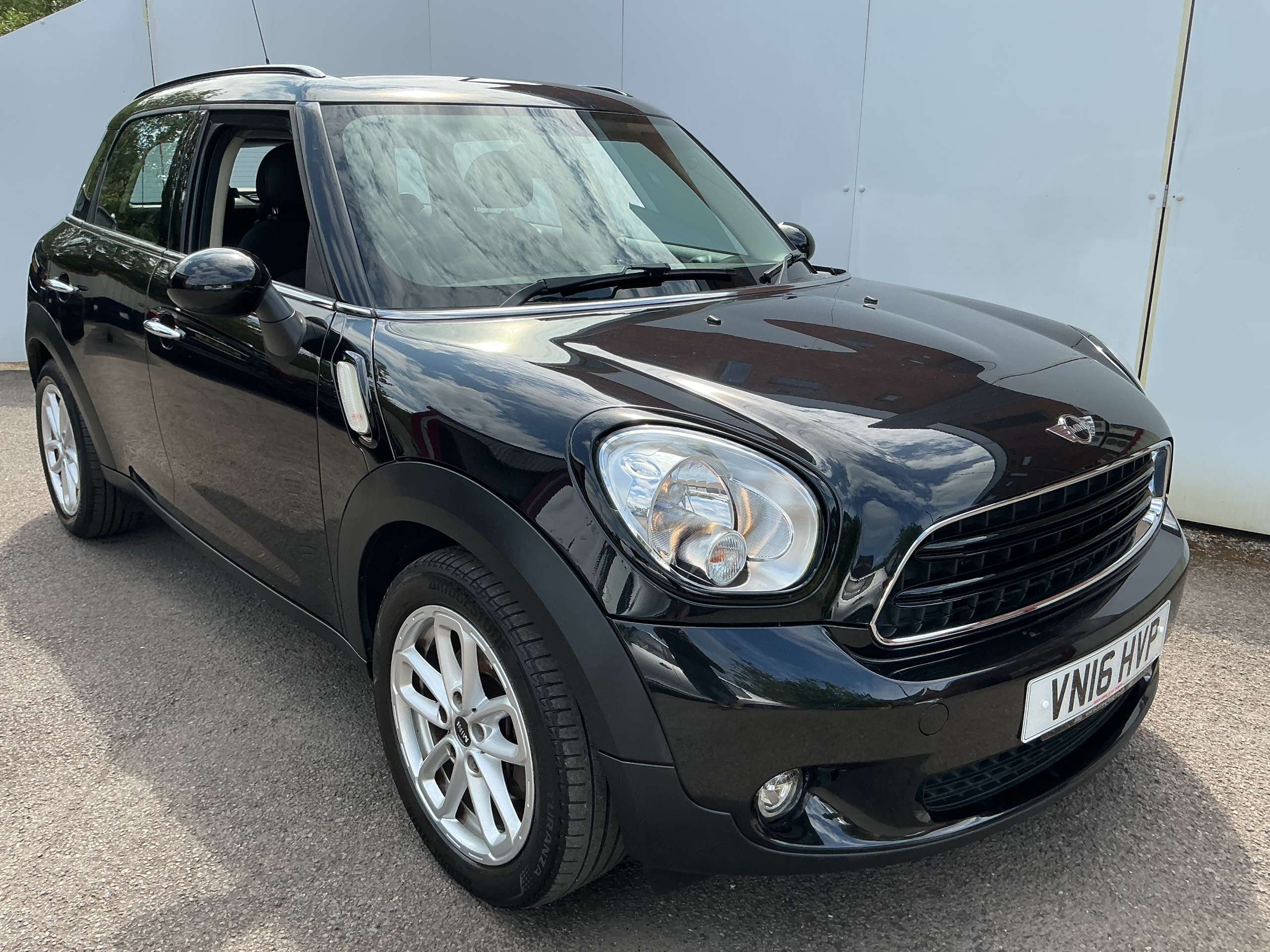2016 MINI COUNTRYMAN 2016 MINI COUNTRYMAN