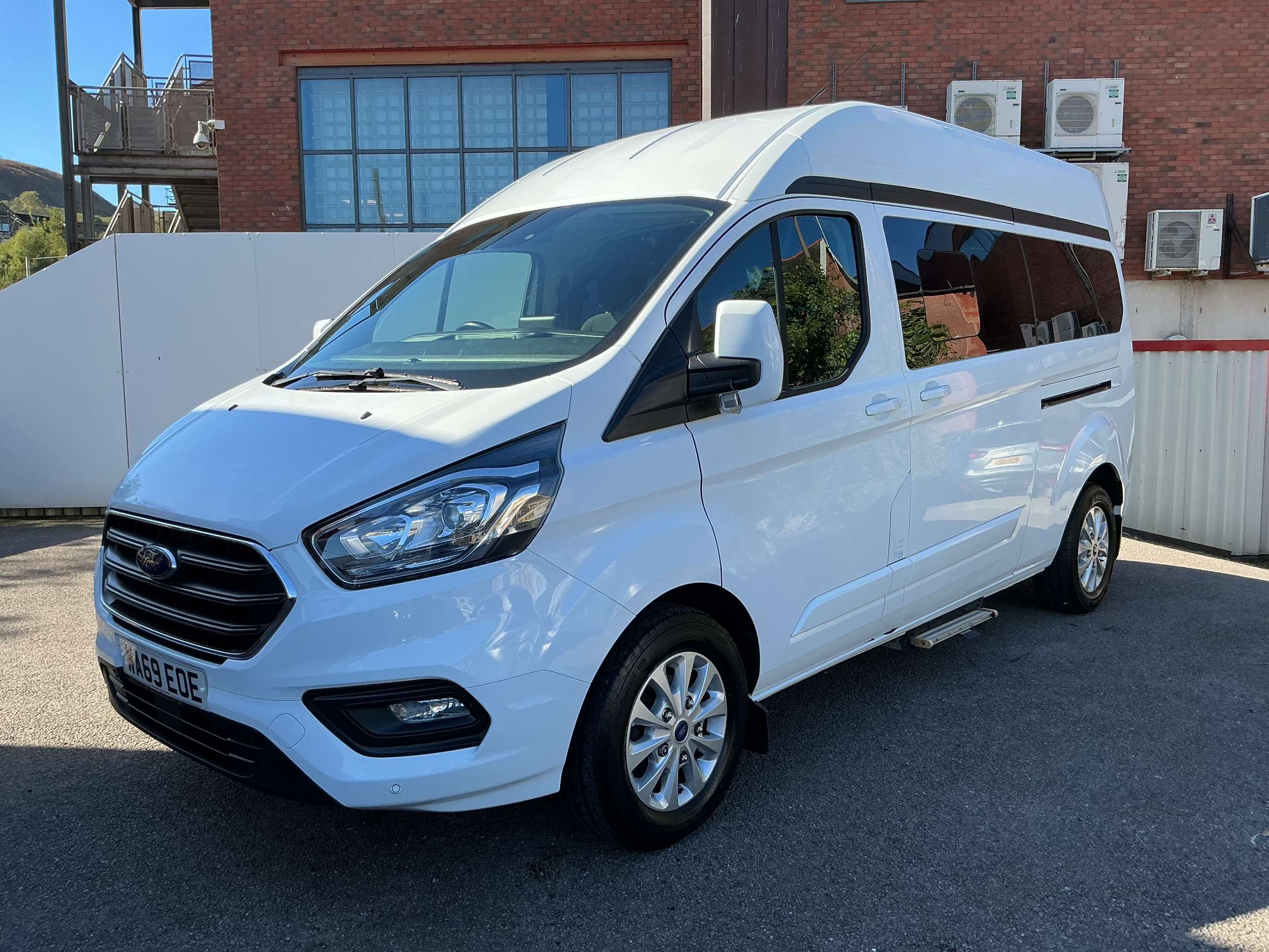 A 2019 FORD TRANSIT CUSTOM 2.0 300 EcoBlue Limited Panel Van 5dr Diesel Manual L2 H1 Euro 6 (130 ps) A 2019 FORD TRANSIT CUSTOM 2.0 300 EcoBlue Limited Panel Van 5dr Diesel Manual L2 H1 Euro 6 (130 ps)