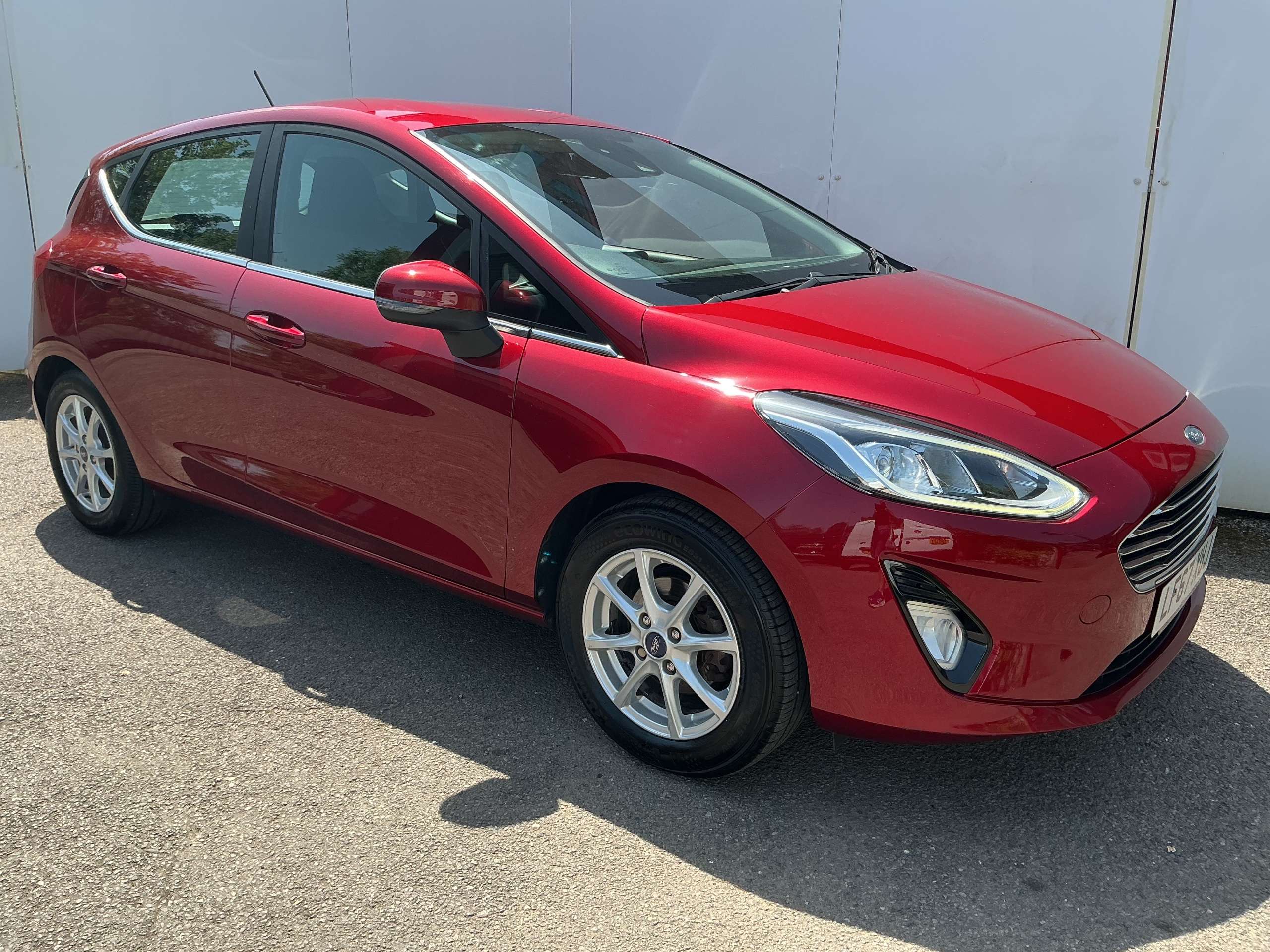 A 2017 FORD FIESTA 1.1 Ti-VCT Zetec Hatchback 5dr Petrol Manual Euro 6 (s/s) (85 ps) A 2017 FORD FIESTA 1.1 Ti-VCT Zetec Hatchback 5dr Petrol Manual Euro 6 (s/s) (85 ps)