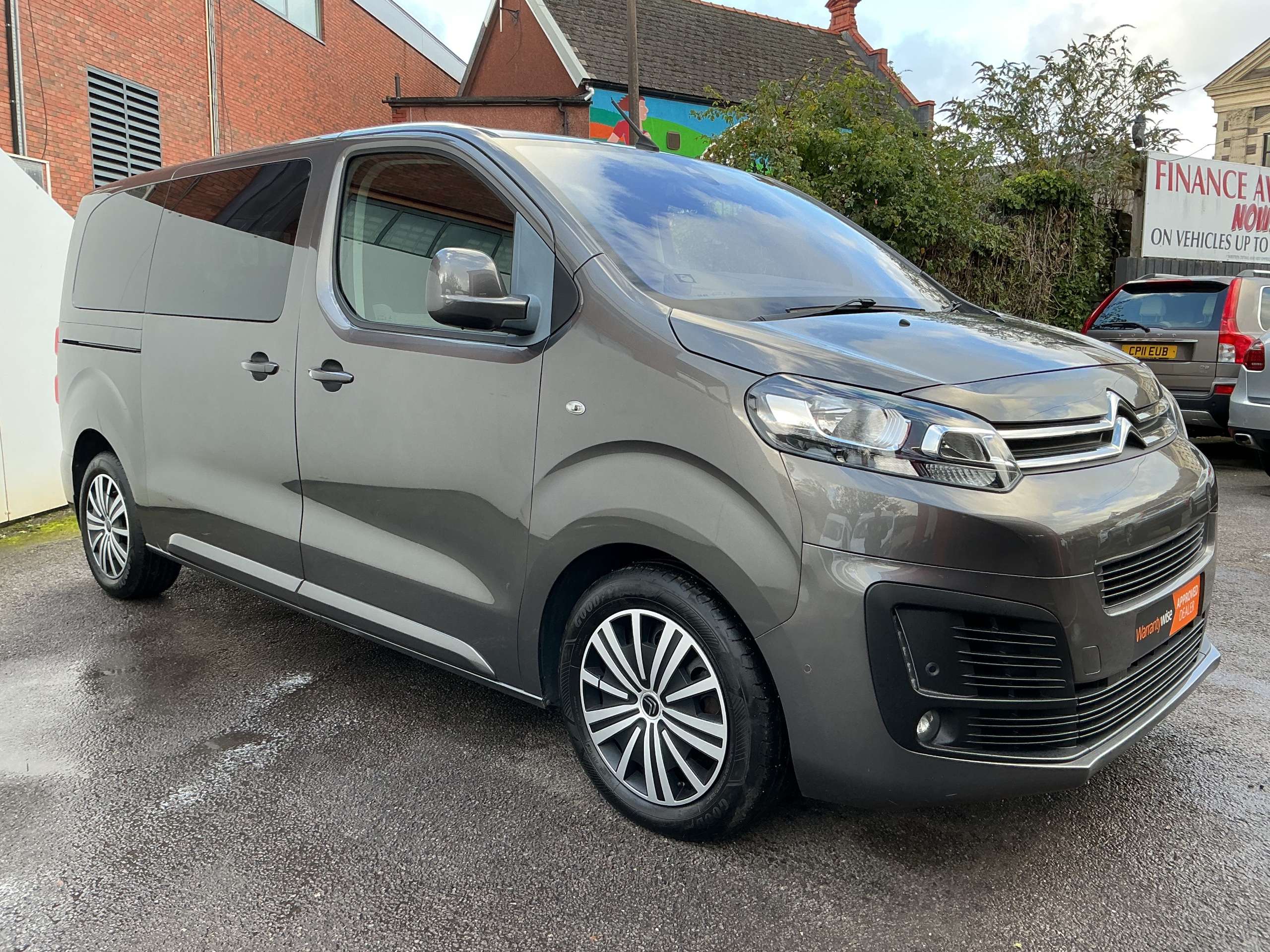 A 2019 CITROEN SPACETOURER Blue HDI Feel A 2019 CITROEN SPACETOURER Blue HDI Feel