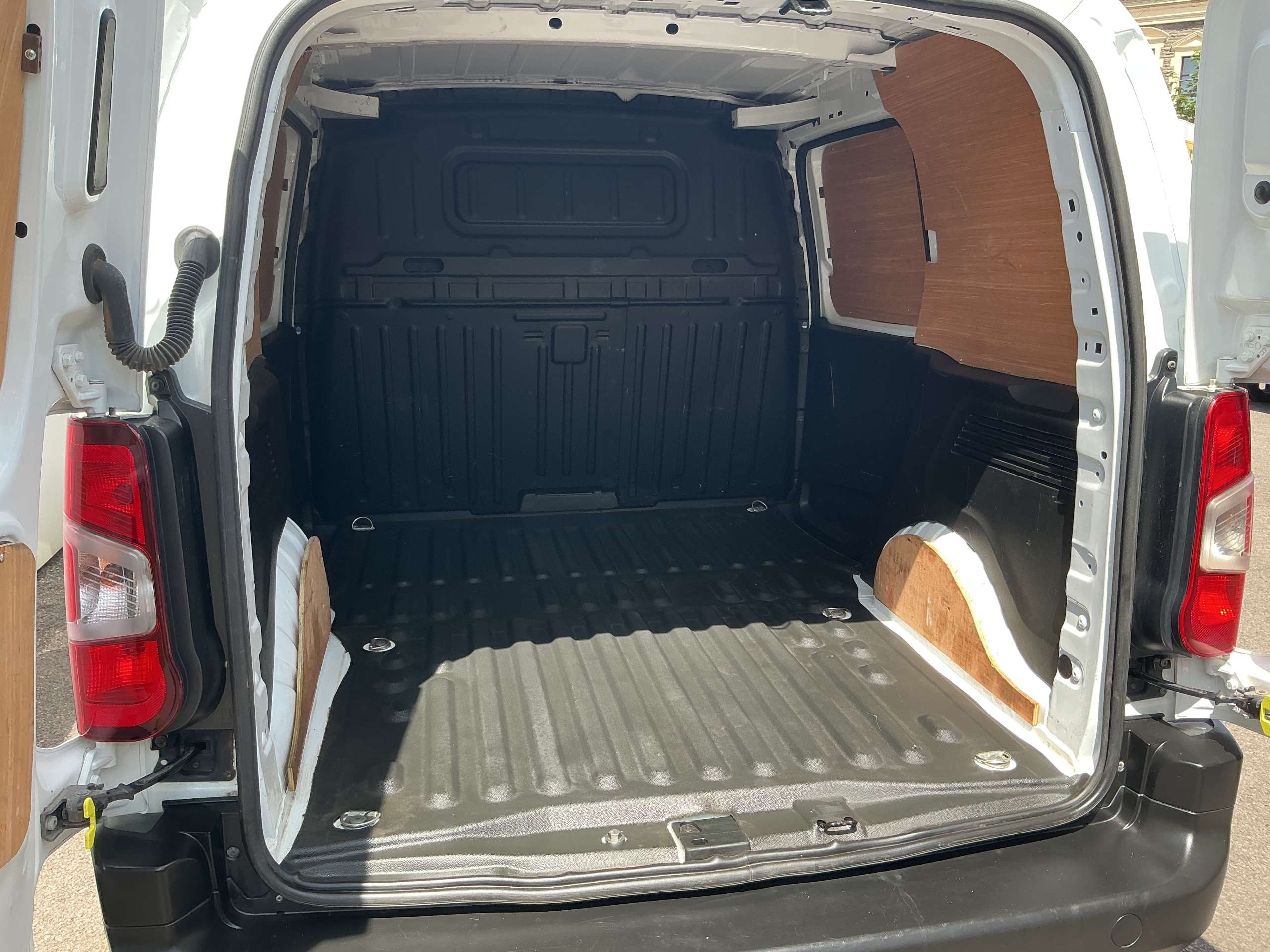 2021 TOYOTA PROACE 2021 TOYOTA PROACE