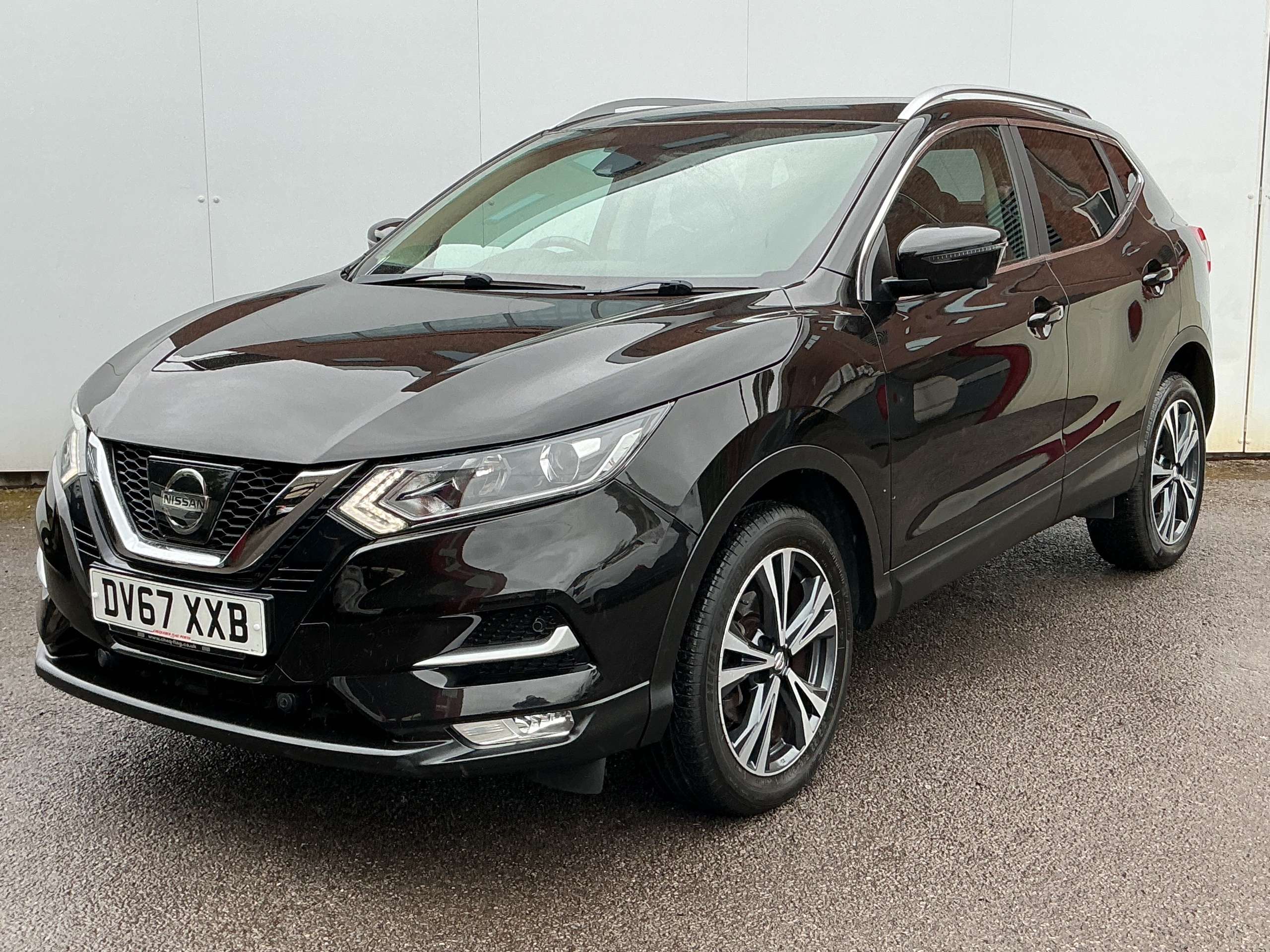 A 2017 NISSAN QASHQAI 1.5 dCi N-Connecta SUV 5dr Diesel Manual Euro 6 (s/s) (110 ps) A 2017 NISSAN QASHQAI 1.5 dCi N-Connecta SUV 5dr Diesel Manual Euro 6 (s/s) (110 ps)