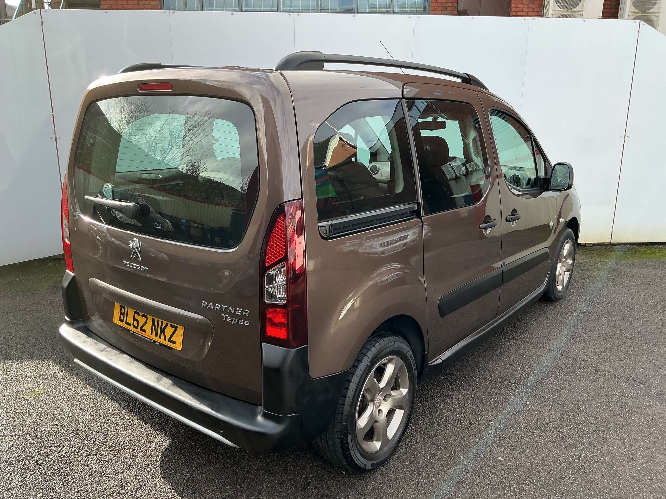 2013 PEUGEOT PARTNER TEPEE 2013 PEUGEOT PARTNER TEPEE