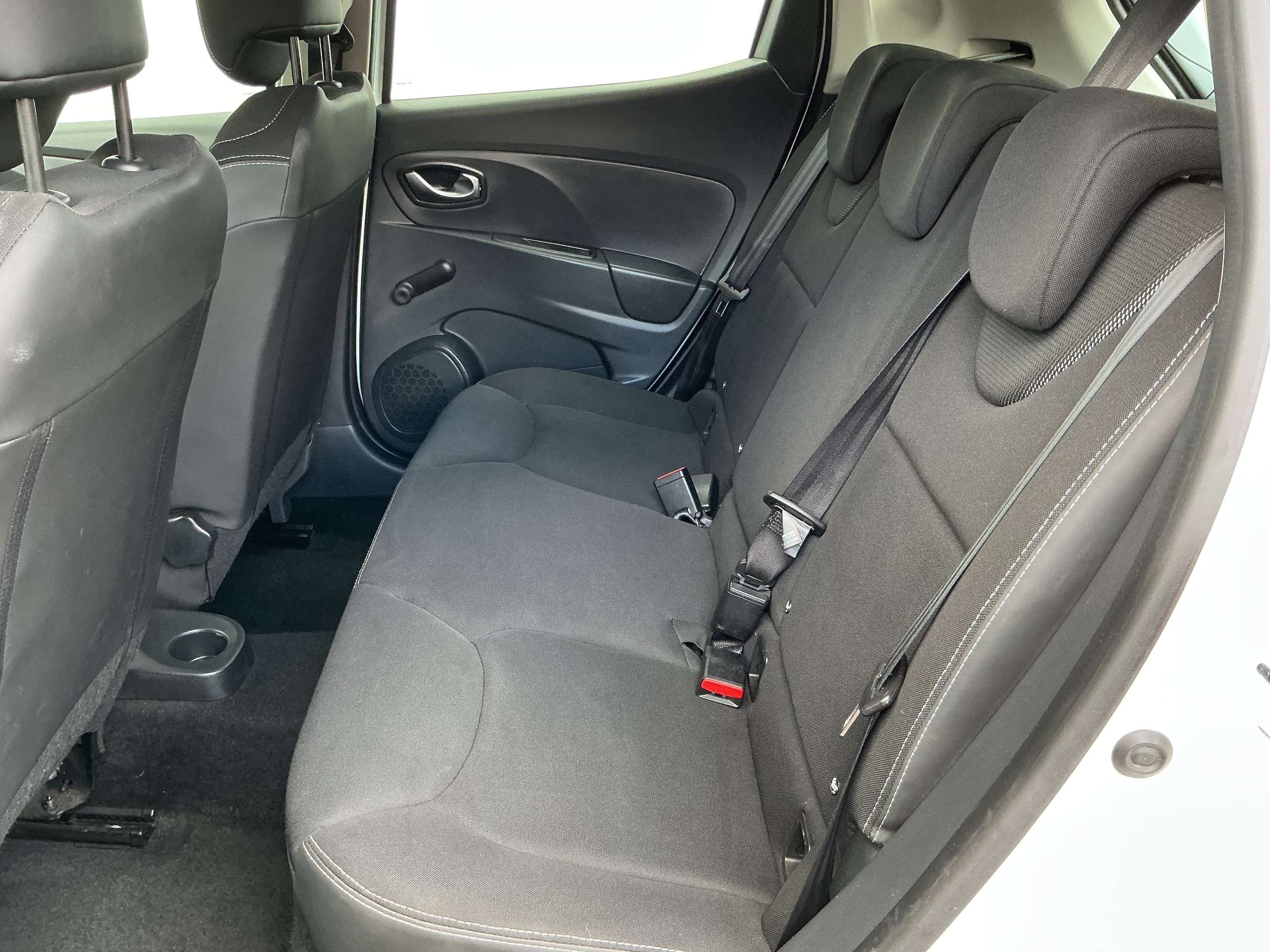 2015 RENAULT CLIO 2015 RENAULT CLIO
