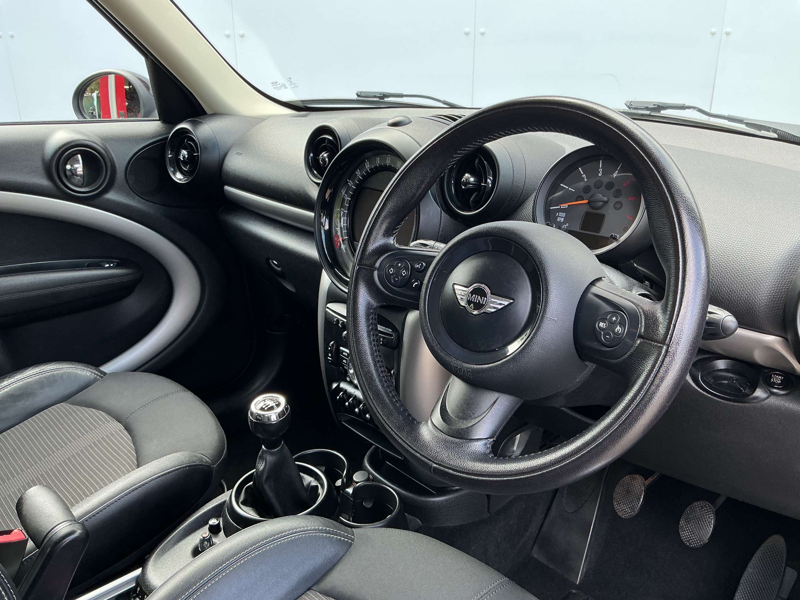 2016 MINI COUNTRYMAN 2016 MINI COUNTRYMAN