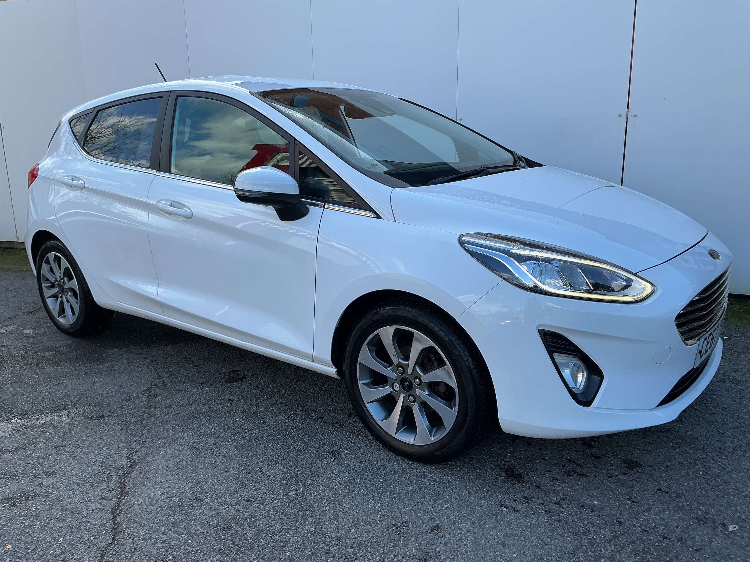 A 2017 FORD FIESTA 1.1 Ti-VCT Zetec Hatchback 5dr Petrol Manual Euro 6 (s/s) (85 ps) A 2017 FORD FIESTA 1.1 Ti-VCT Zetec Hatchback 5dr Petrol Manual Euro 6 (s/s) (85 ps)