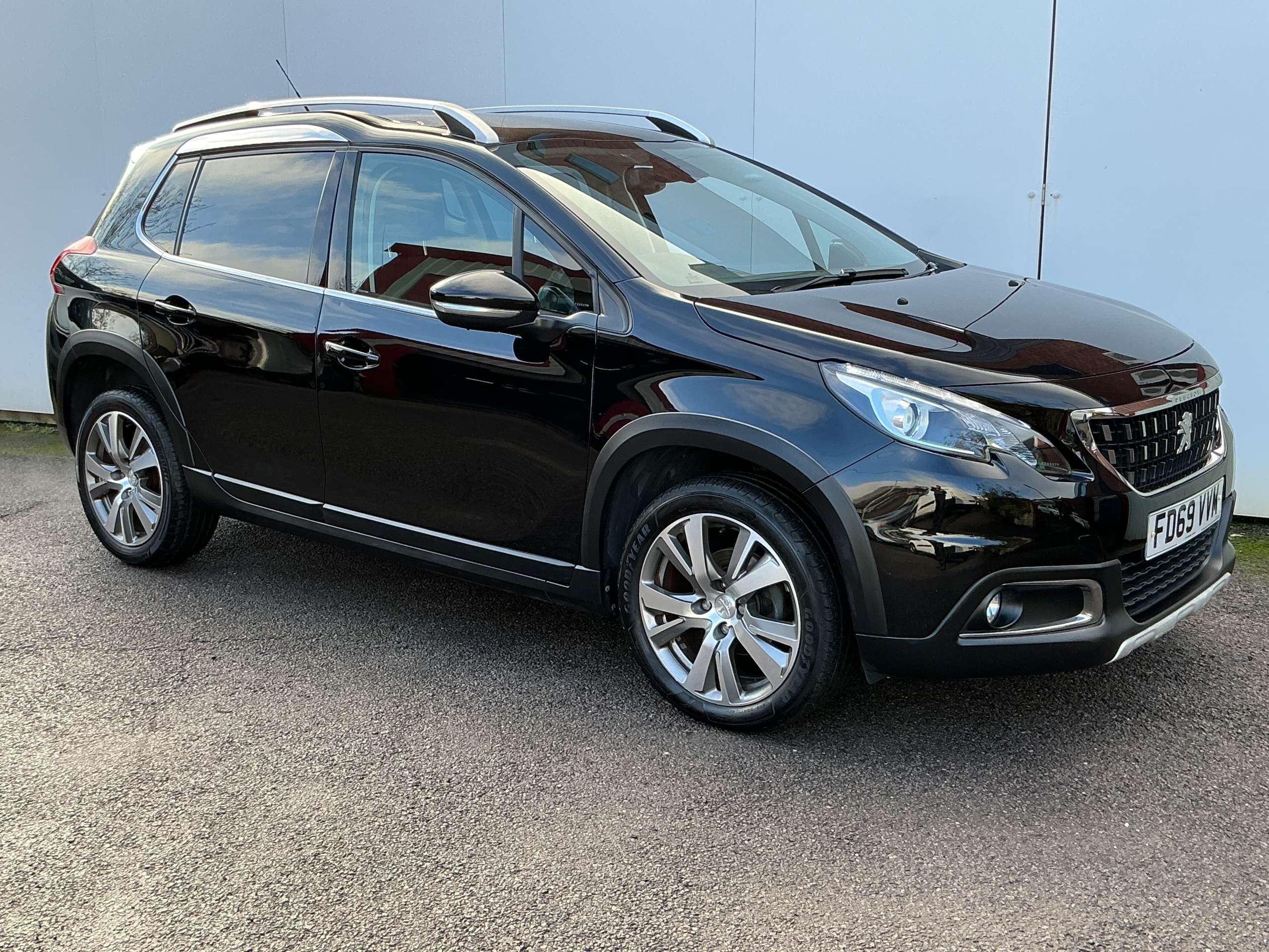 A 2019 PEUGEOT 2008 BLUEHDI ALLURE PREMIUM A 2019 PEUGEOT 2008 BLUEHDI ALLURE PREMIUM