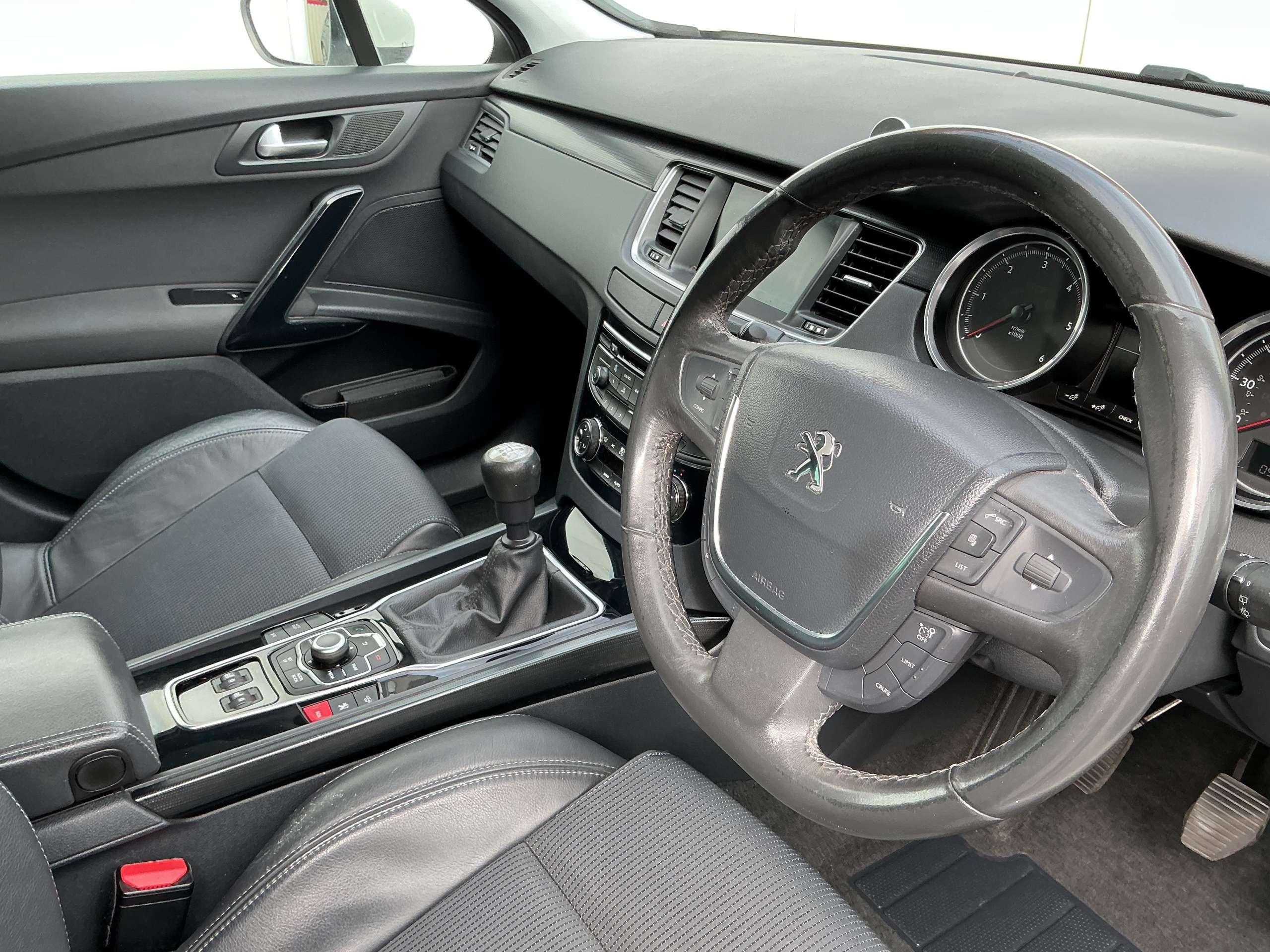 2014 PEUGEOT 508 SW 2014 PEUGEOT 508 SW