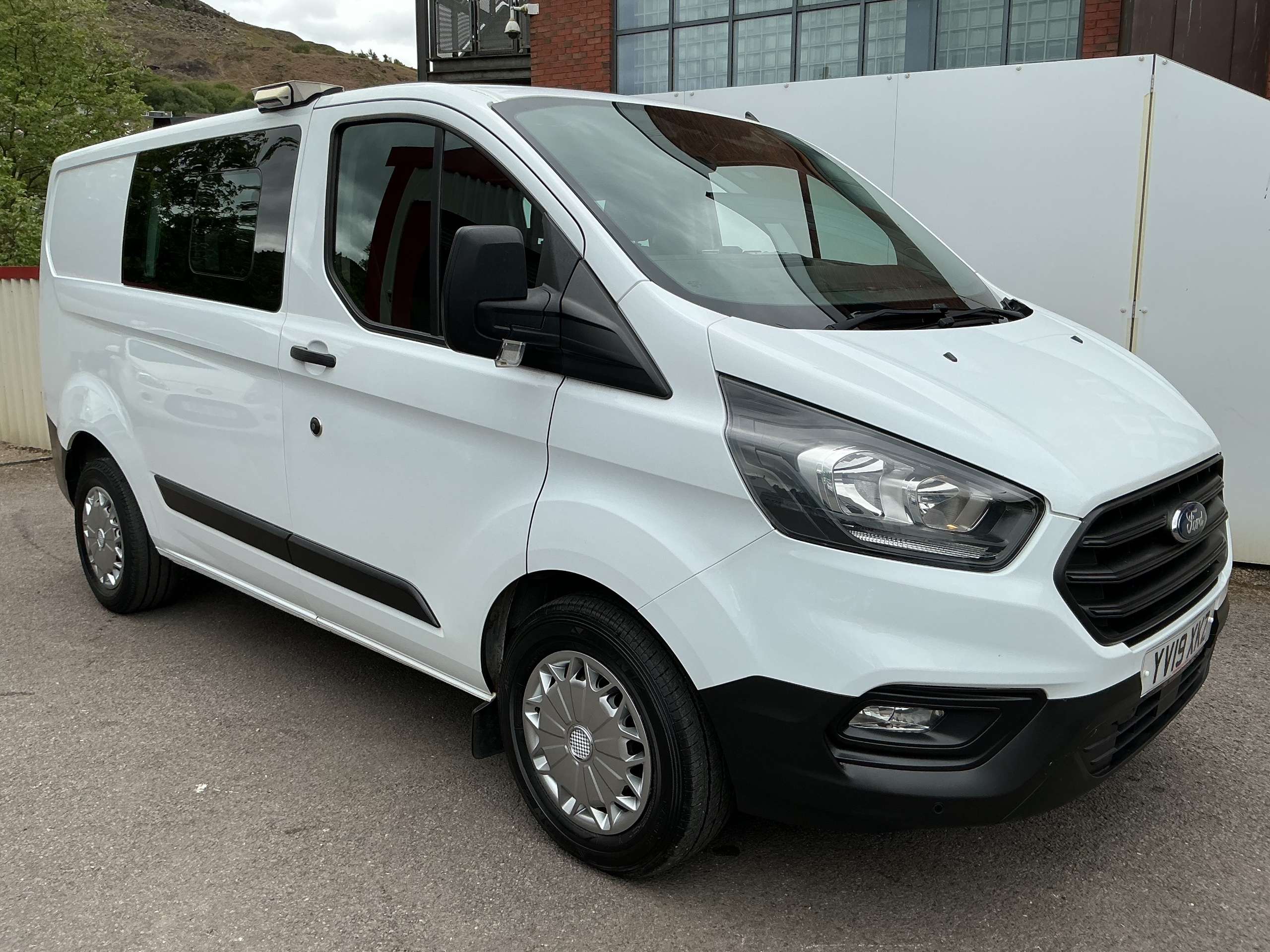 A 2019 FORD TRANSIT CUSTOM 2.0 320 EcoBlue Crew Van Double Cab 5dr Diesel Manual L1 H1 Euro 6 (6 Seat) (105 ps) A 2019 FORD TRANSIT CUSTOM 2.0 320 EcoBlue Crew Van Double Cab 5dr Diesel Manual L1 H1 Euro 6 (6 Seat) (105 ps)