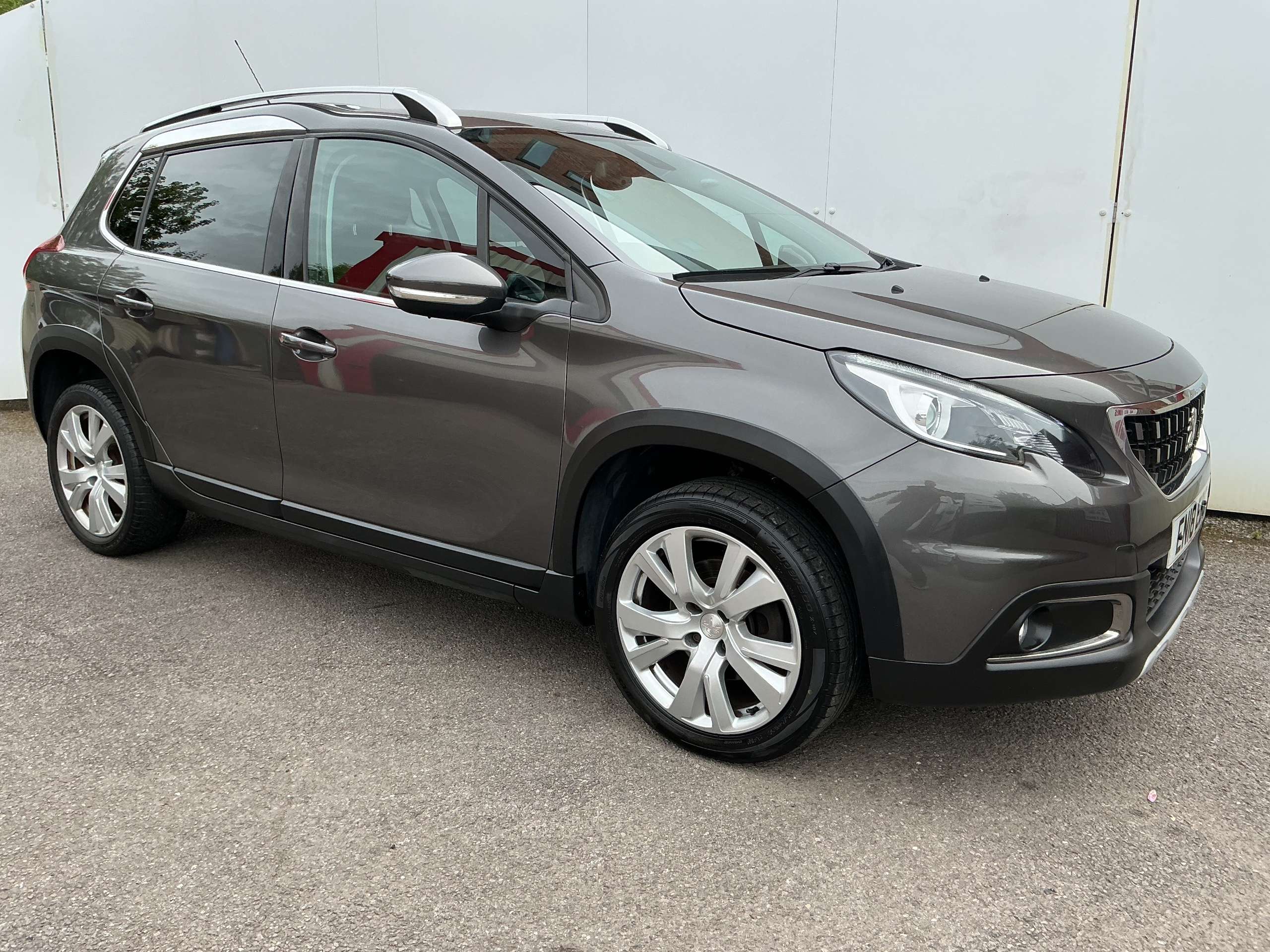 A 2018 PEUGEOT 2008 1.2 PureTech Allure SUV 5dr Petrol Manual Euro 6 (s/s) (110 ps) A 2018 PEUGEOT 2008 1.2 PureTech Allure SUV 5dr Petrol Manual Euro 6 (s/s) (110 ps)