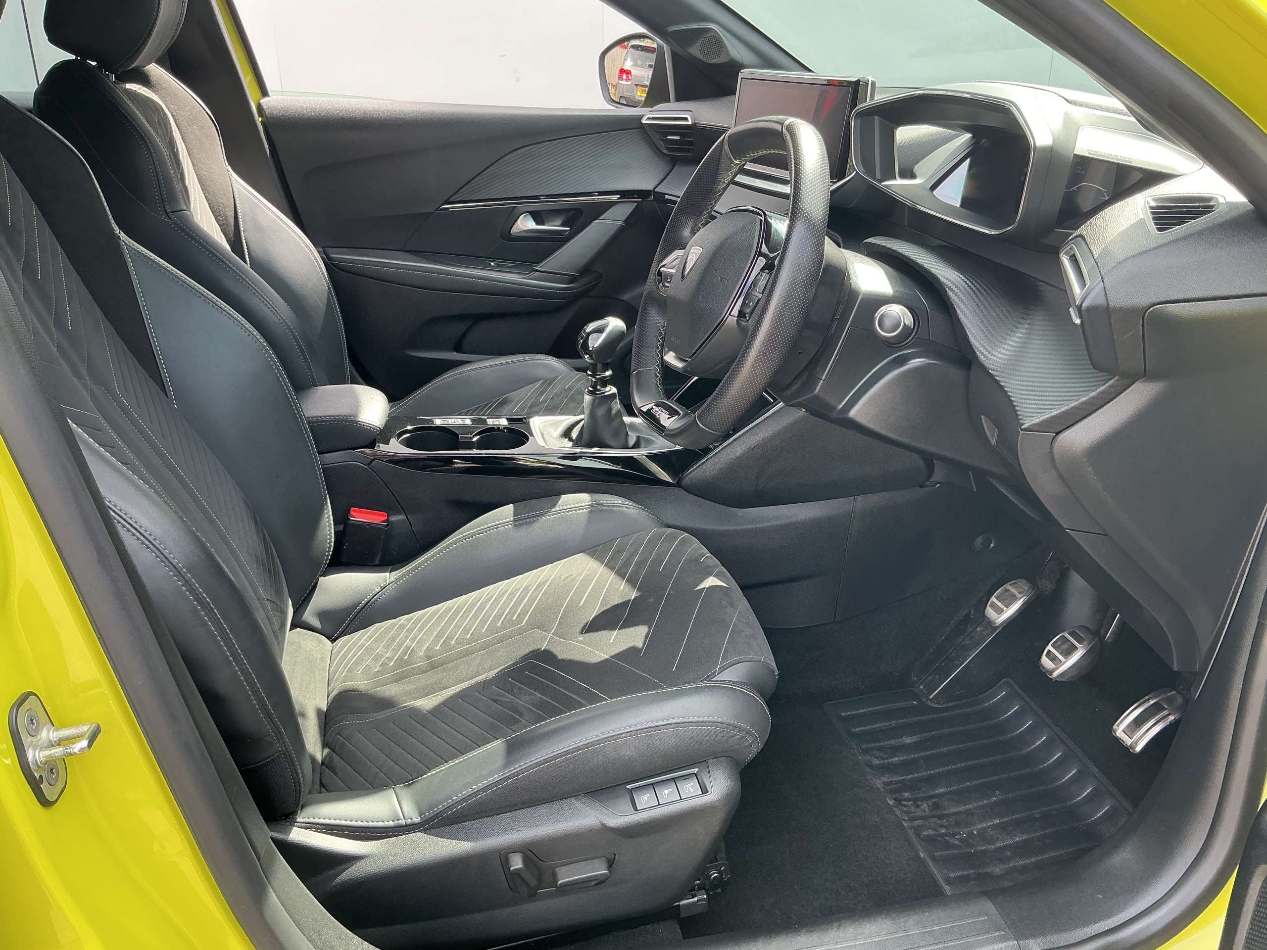 2024 PEUGEOT 208 2024 PEUGEOT 208