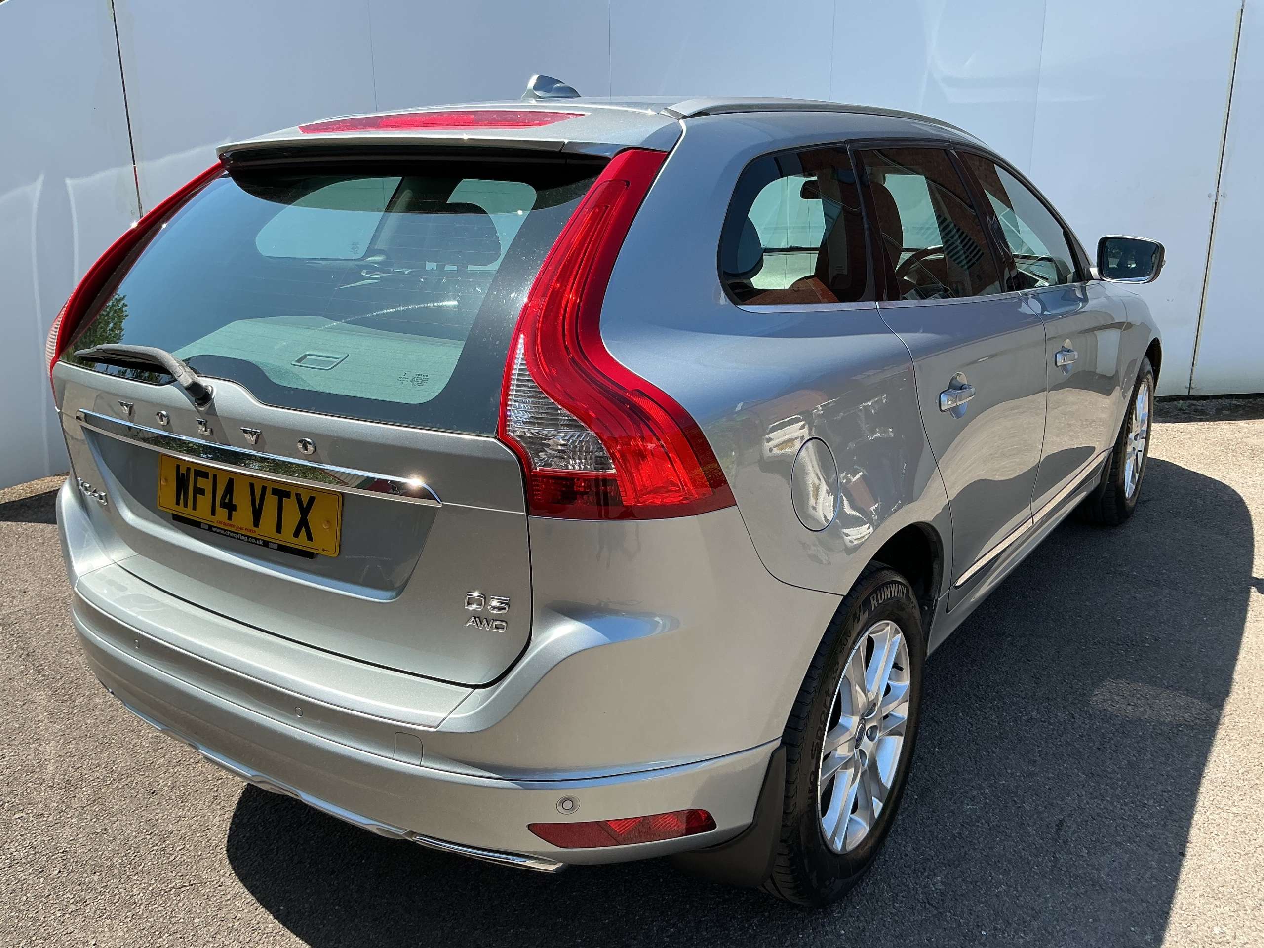 2014 VOLVO XC60 2014 VOLVO XC60