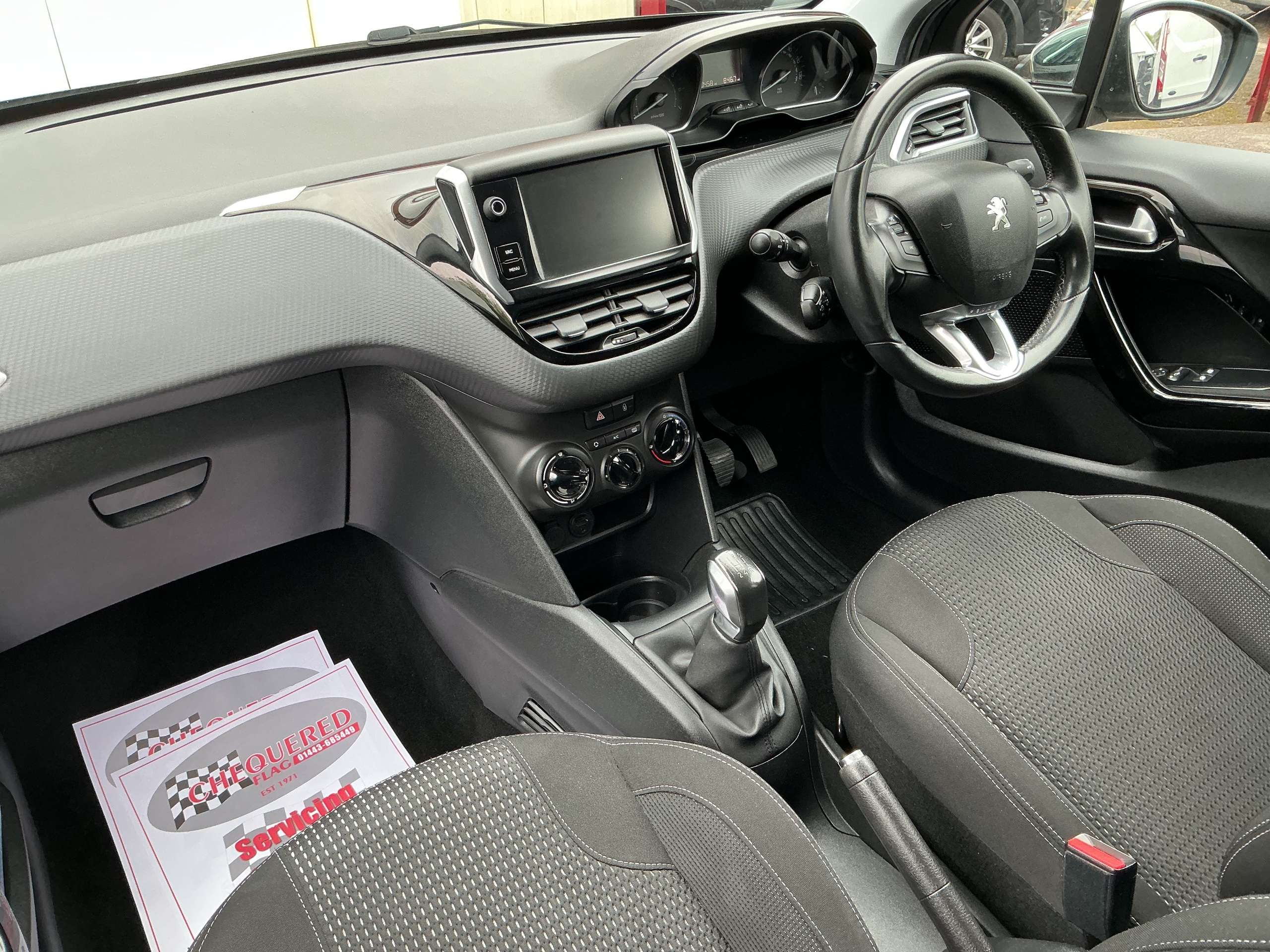 2016 PEUGEOT 208 2016 PEUGEOT 208