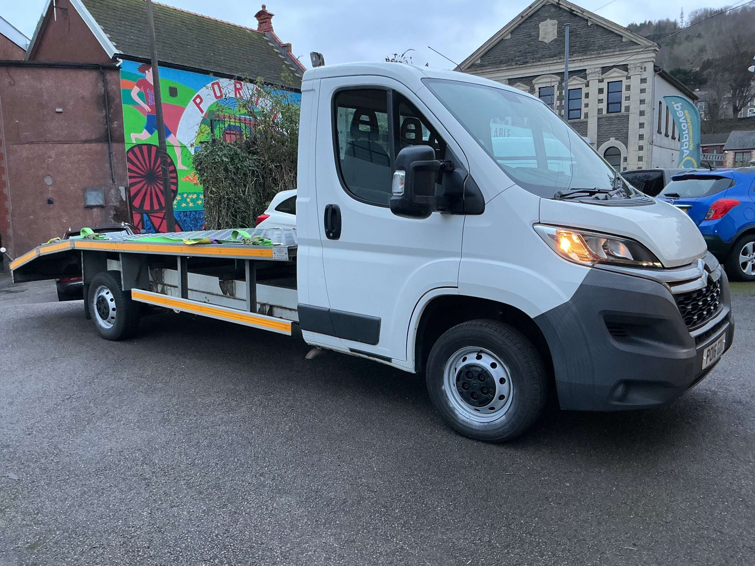 A 2016 CITROEN RELAY 2.2 HDi 35 Chassis Cab 2dr Diesel Manual L3 Euro 5 (130 ps) A 2016 CITROEN RELAY 2.2 HDi 35 Chassis Cab 2dr Diesel Manual L3 Euro 5 (130 ps)