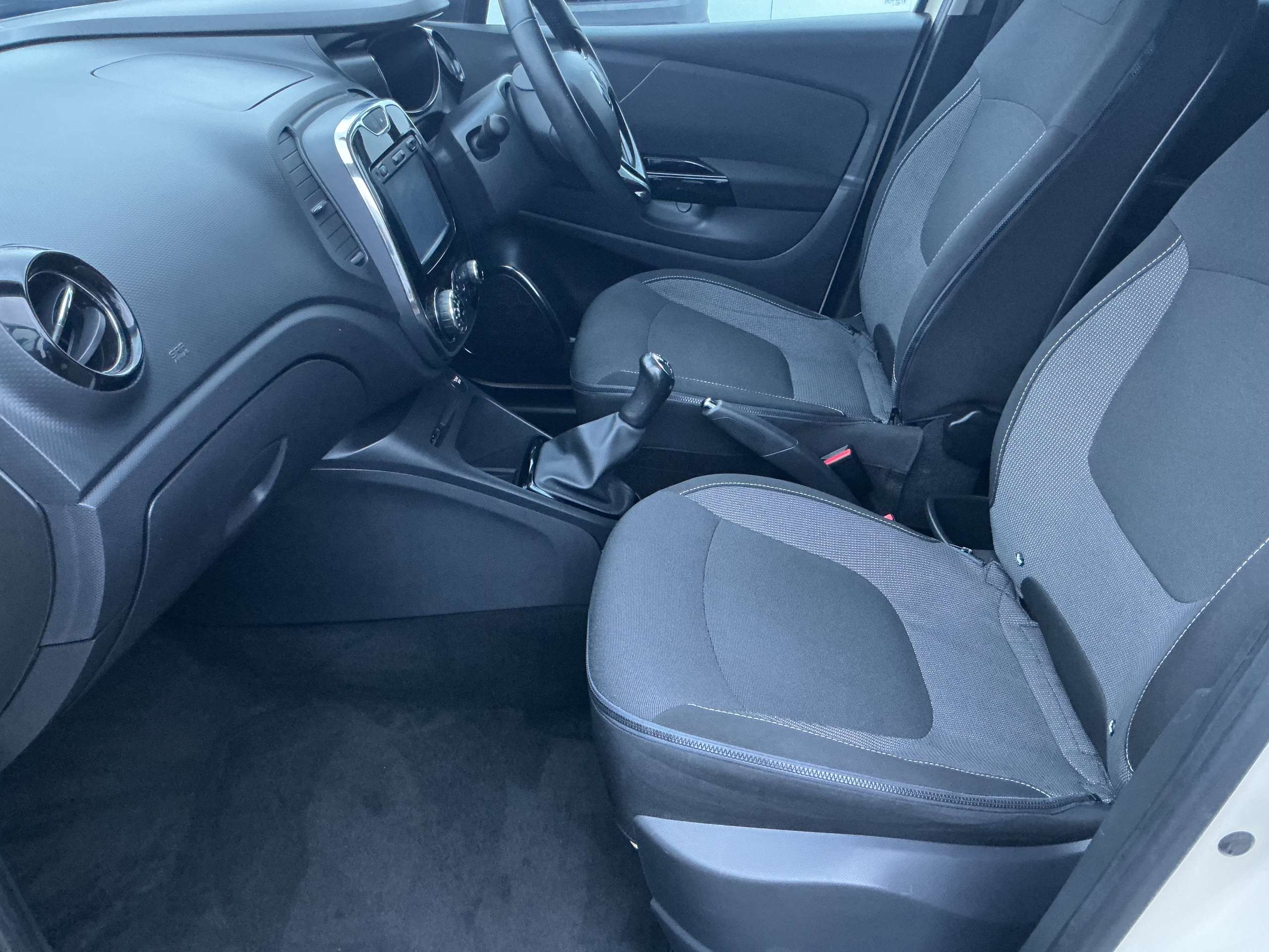 2015 RENAULT CAPTUR 2015 RENAULT CAPTUR