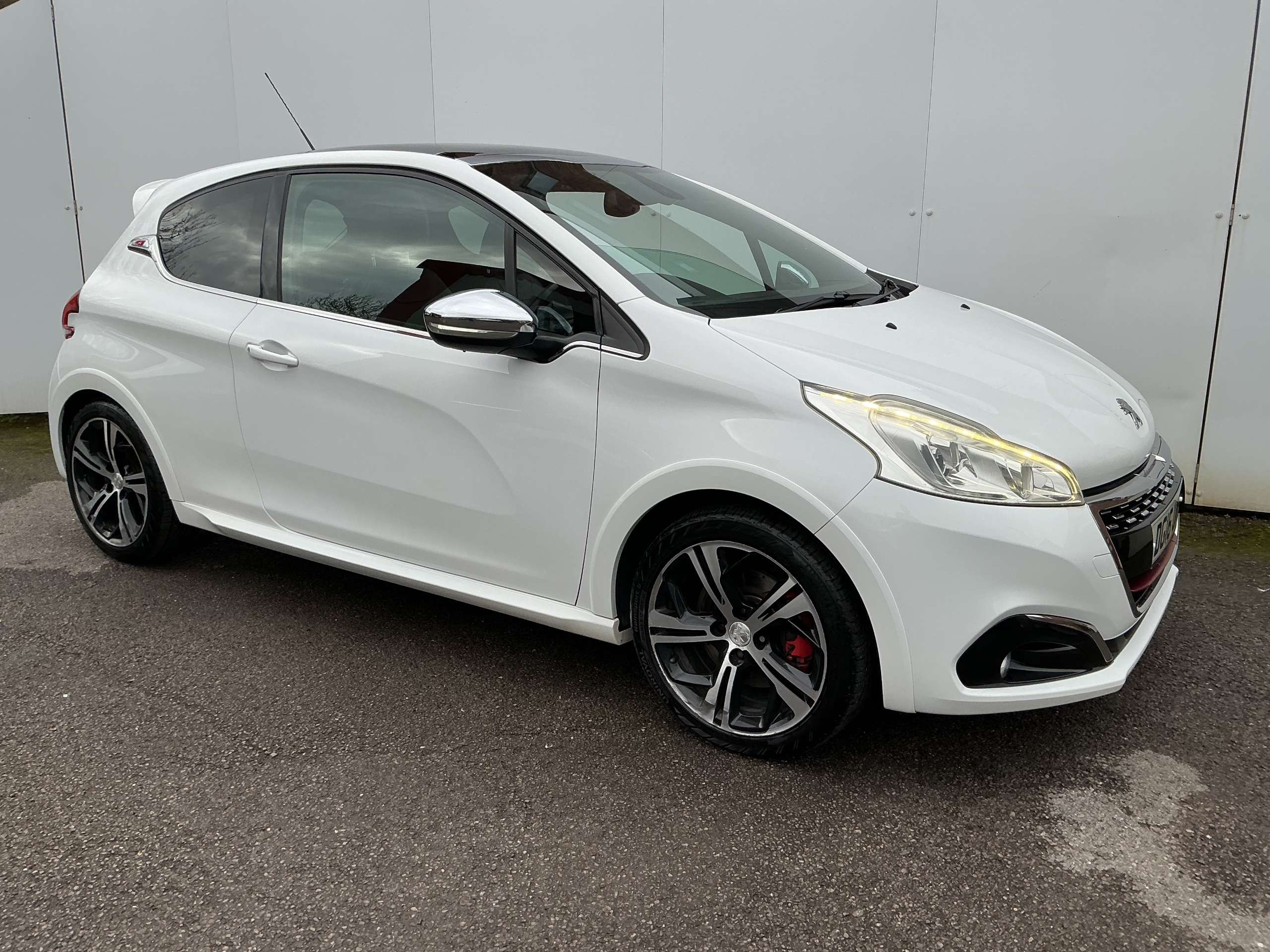 2016 PEUGEOT 208 2016 PEUGEOT 208