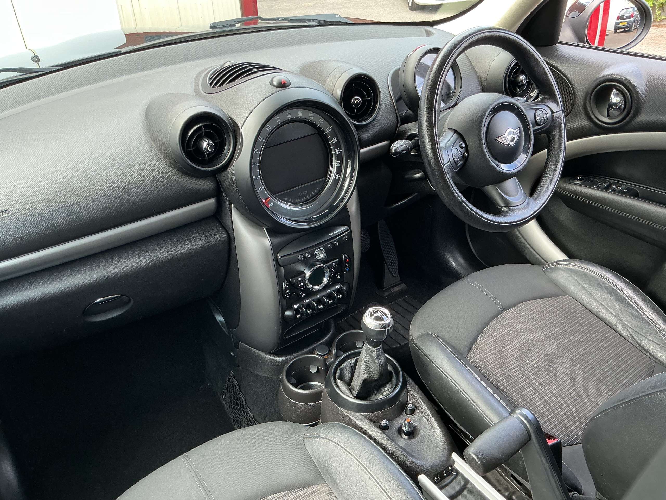 2016 MINI COUNTRYMAN 2016 MINI COUNTRYMAN
