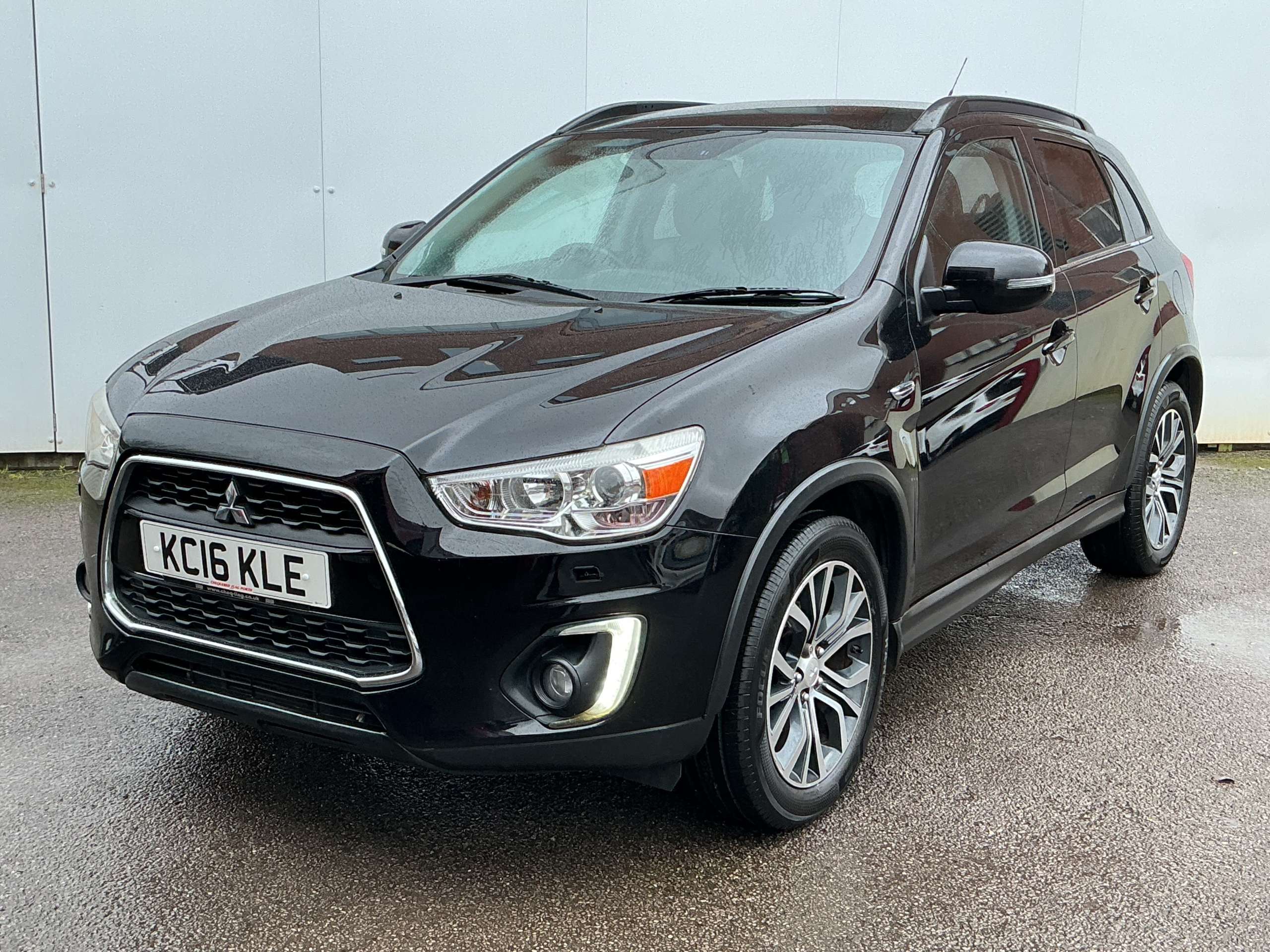 A 2016 MITSUBISHI ASX 1.6D ZC-H SUV 5dr Diesel Manual 4WD Euro 6 (s/s) (112 ps) A 2016 MITSUBISHI ASX 1.6D ZC-H SUV 5dr Diesel Manual 4WD Euro 6 (s/s) (112 ps)