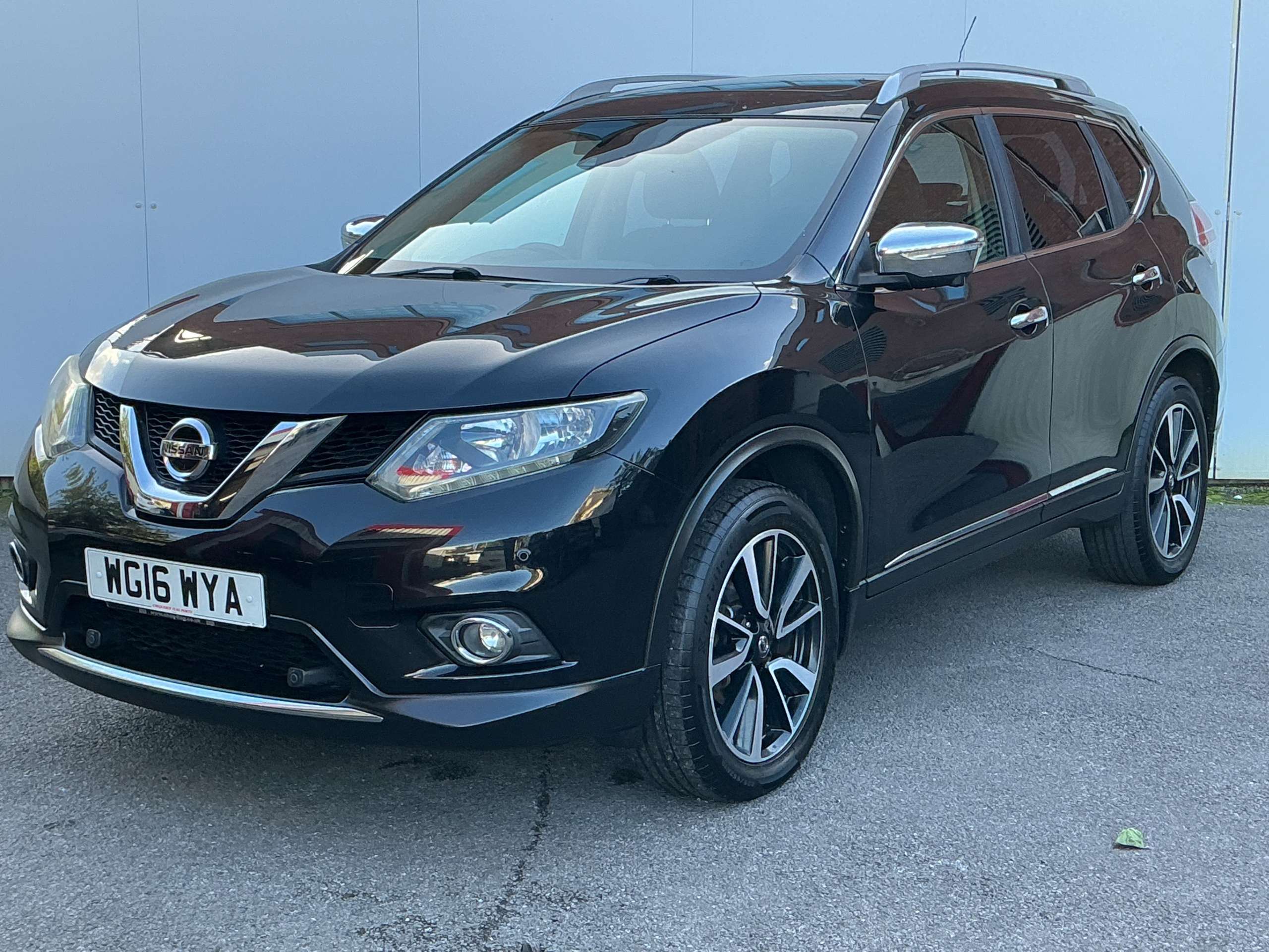 A 2016 NISSAN X-TRAIL 1.6 dCi n-tec SUV 5dr Diesel Manual Euro 6 (s/s) (130 ps) A 2016 NISSAN X-TRAIL 1.6 dCi n-tec SUV 5dr Diesel Manual Euro 6 (s/s) (130 ps)