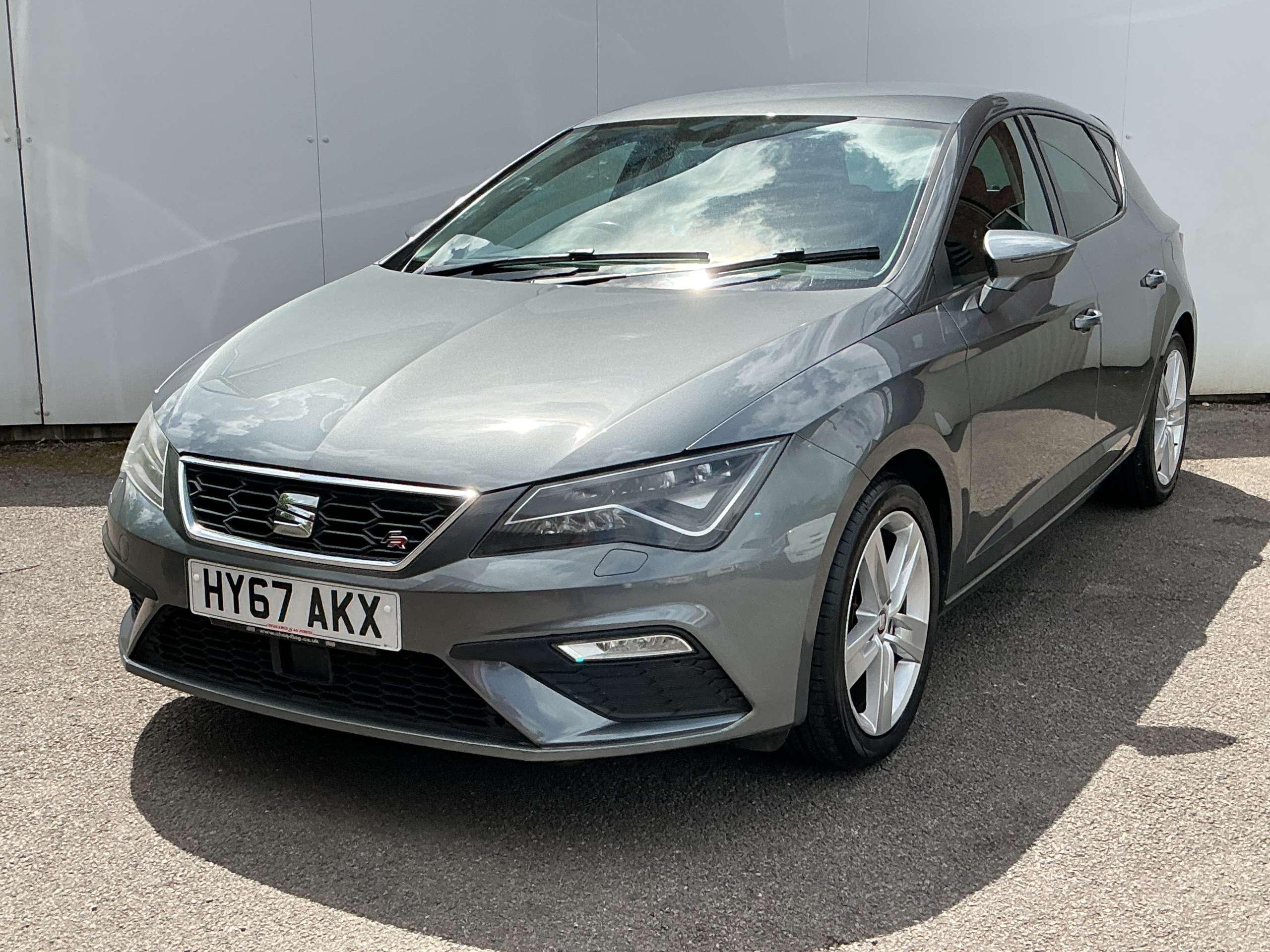 A 2017 SEAT LEON 1.4 EcoTSI FR Technology Hatchback 5dr Petrol Manual Euro 6 (s/s) (150 ps) A 2017 SEAT LEON 1.4 EcoTSI FR Technology Hatchback 5dr Petrol Manual Euro 6 (s/s) (150 ps)