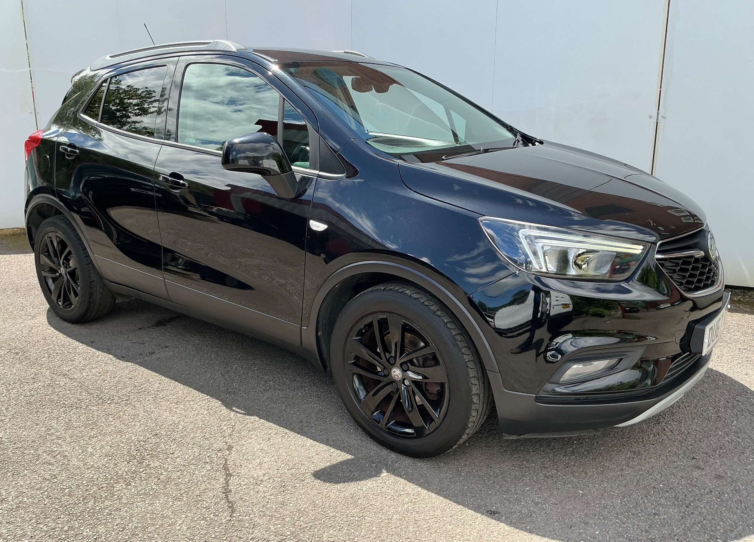 A 2017 VAUXHALL MOKKA X 1.4i Turbo ecoTEC Design Nav SUV 5dr Petrol Manual Euro 6 (s/s) (140 ps) A 2017 VAUXHALL MOKKA X 1.4i Turbo ecoTEC Design Nav SUV 5dr Petrol Manual Euro 6 (s/s) (140 ps)
