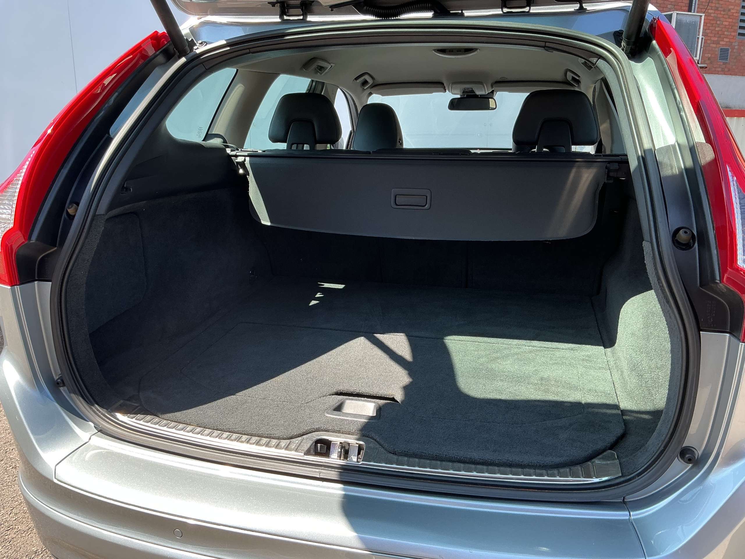 2014 VOLVO XC60 2014 VOLVO XC60