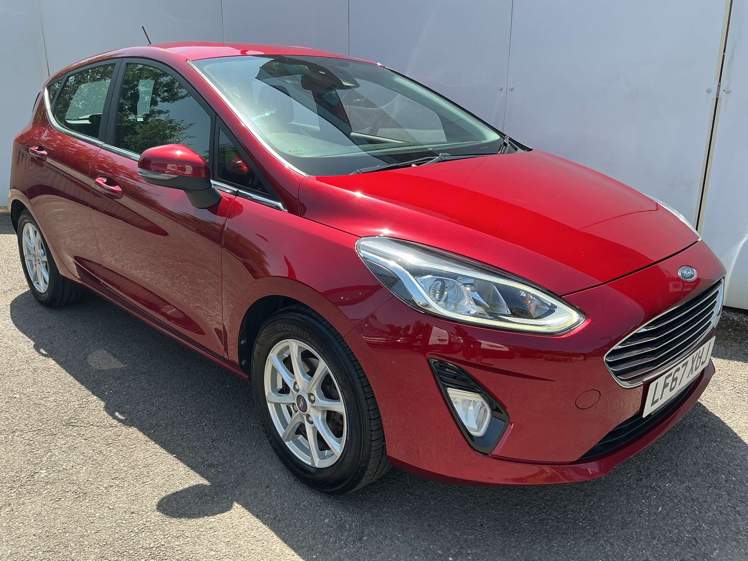 A 2017 FORD FIESTA 1.1 Ti-VCT Zetec Hatchback 5dr Petrol Manual Euro 6 (s/s) (85 ps) A 2017 FORD FIESTA 1.1 Ti-VCT Zetec Hatchback 5dr Petrol Manual Euro 6 (s/s) (85 ps)